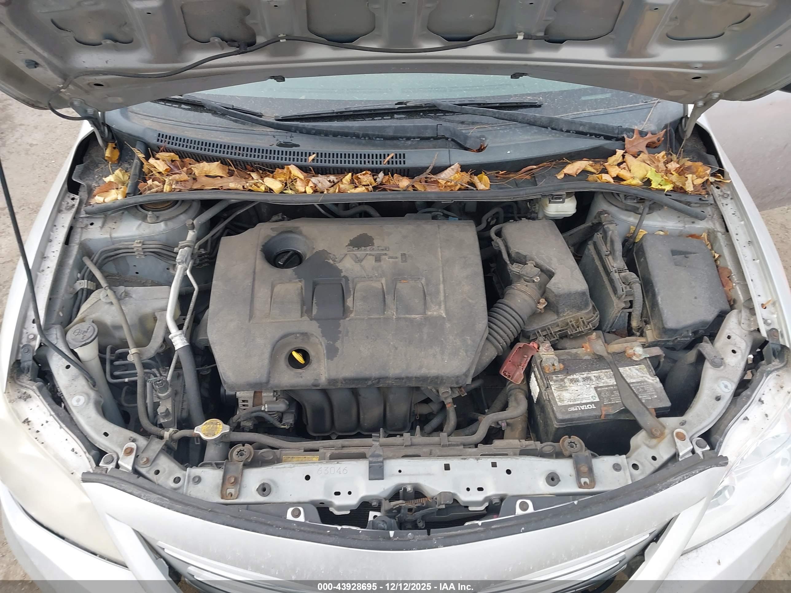 TOYOTA COROLLA image 11