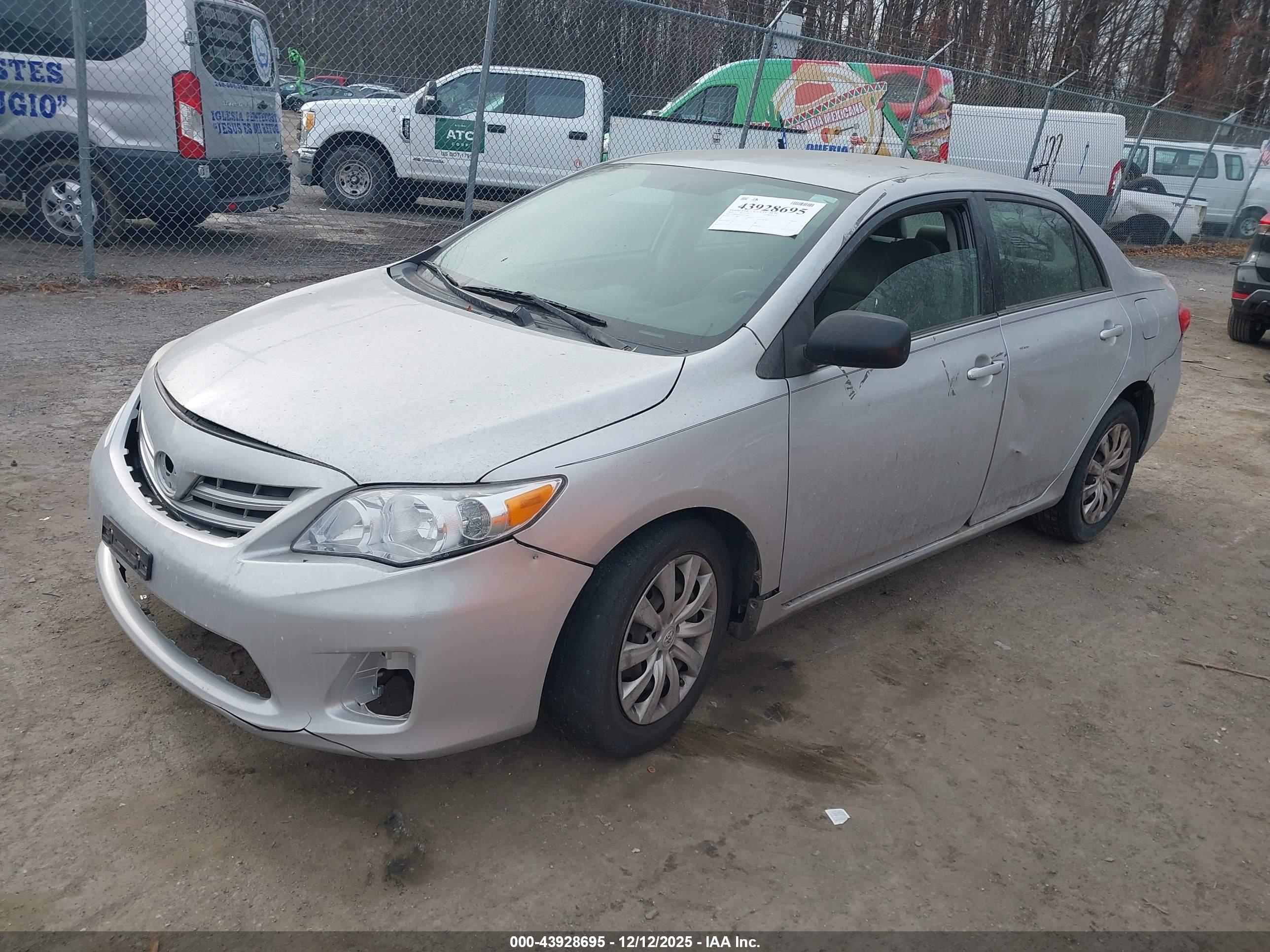 TOYOTA COROLLA image 2