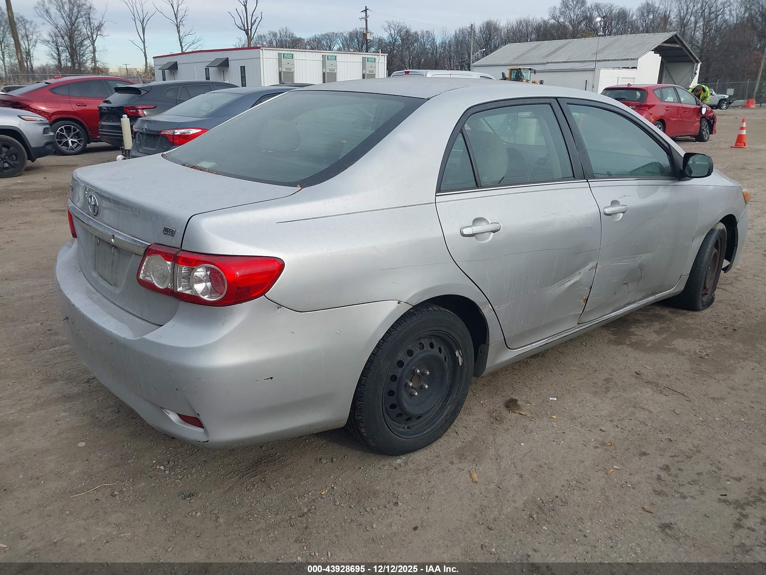 TOYOTA COROLLA image 4