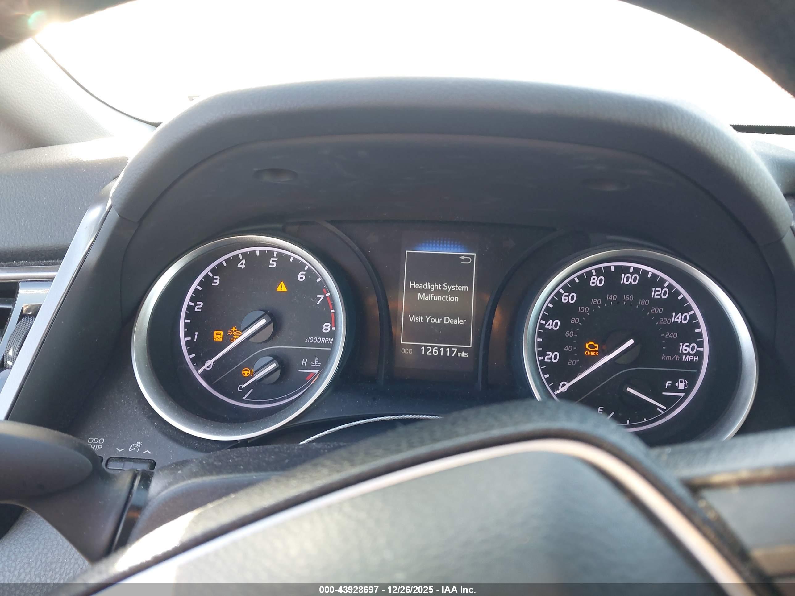 TOYOTA CAMRY image 7