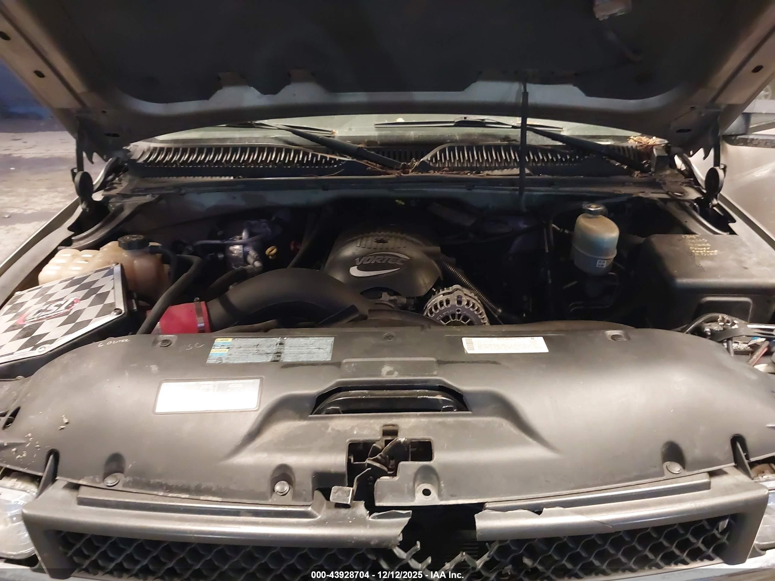 CHEVROLET SILVERADO image 10