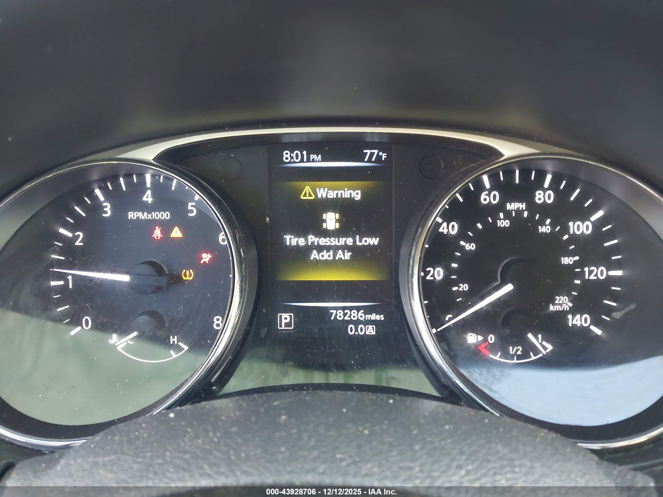 NISSAN ROGUE image 7