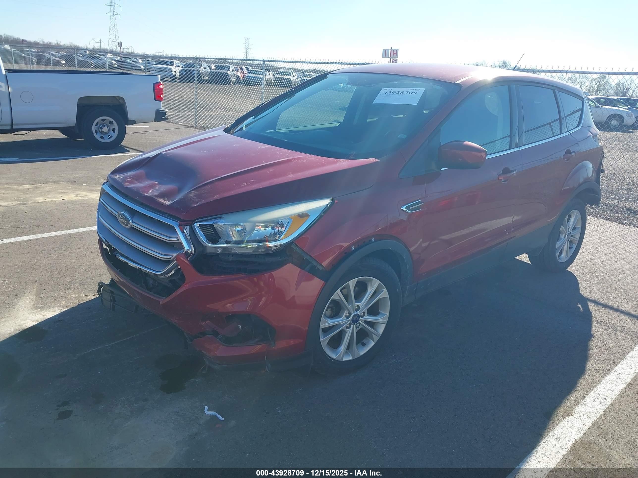 FORD ESCAPE image 2
