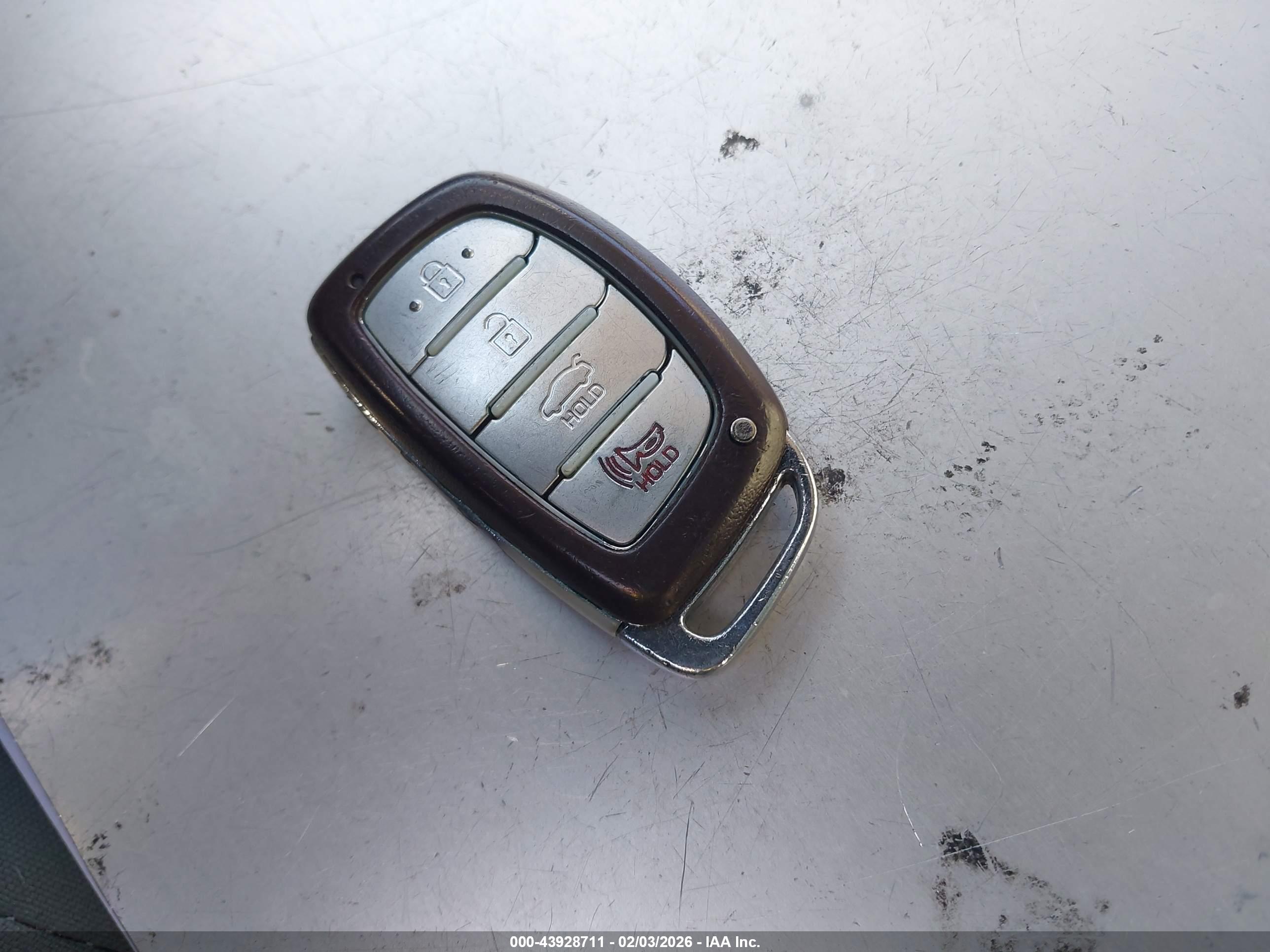 HYUNDAI SONATA image 11