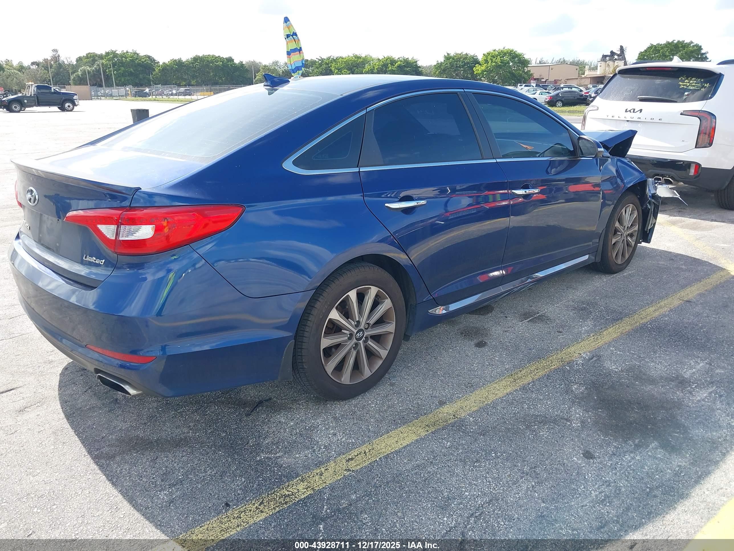 HYUNDAI SONATA image 4