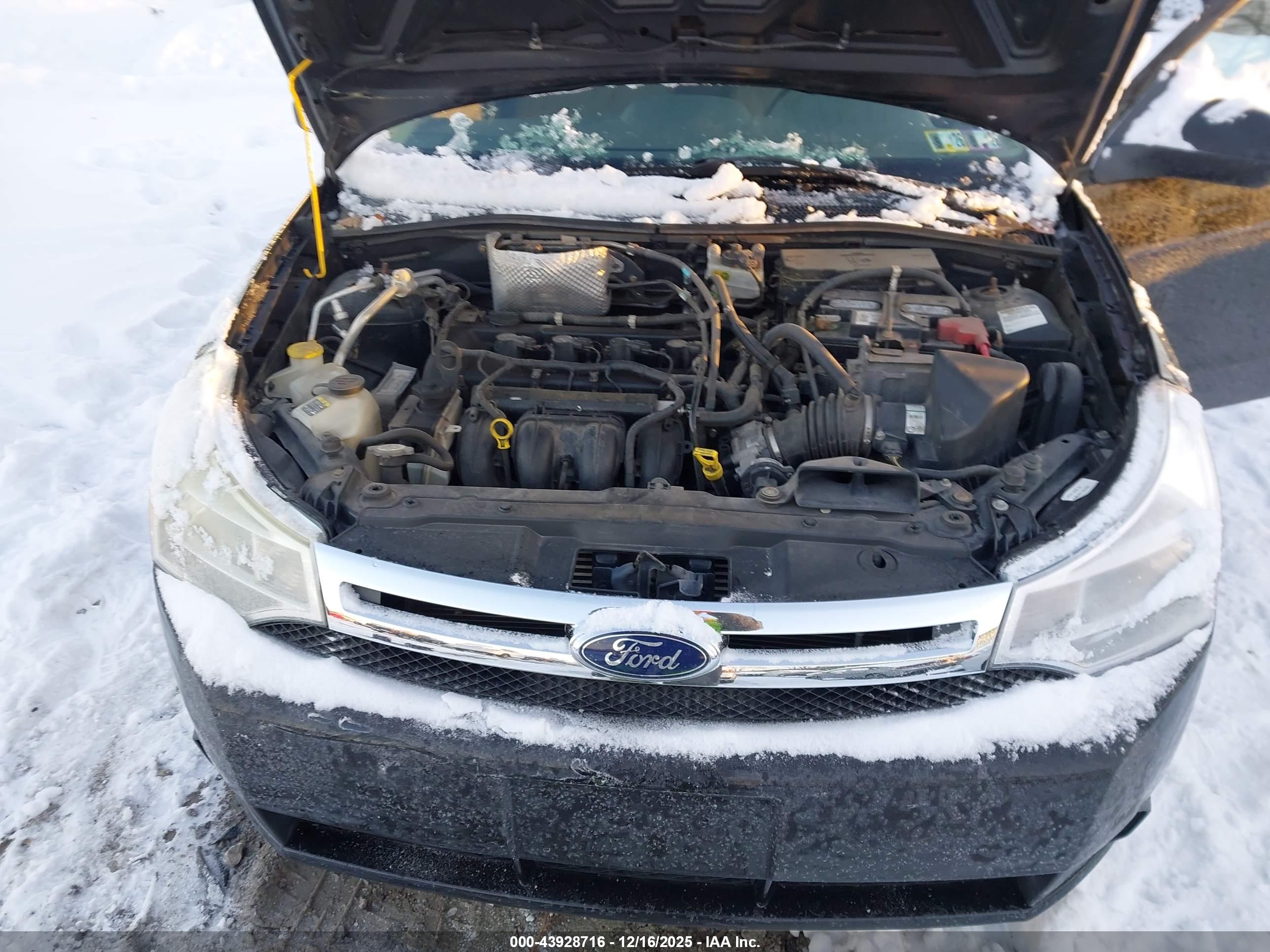 FORD FOCUS image 10