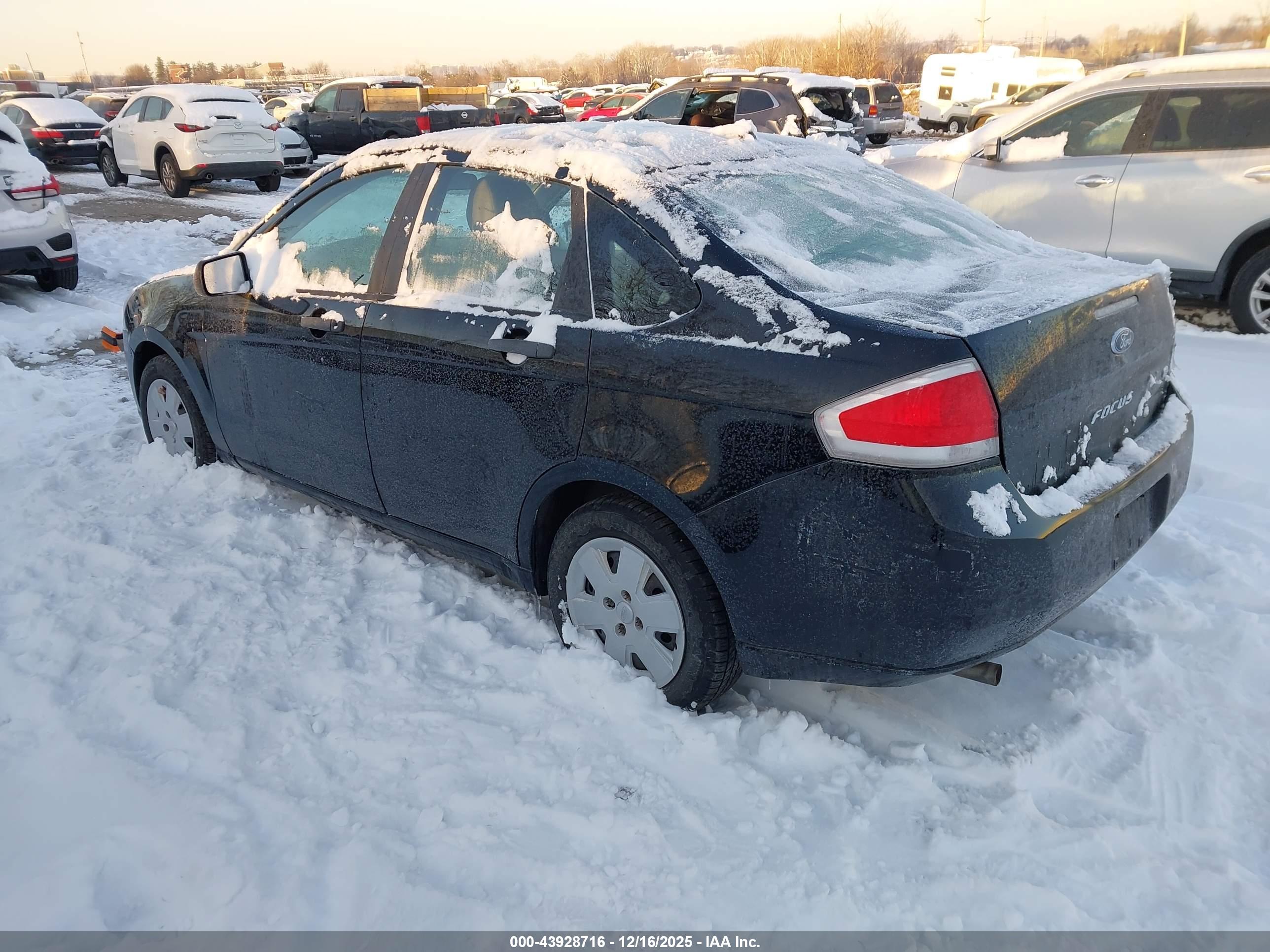 FORD FOCUS image 3