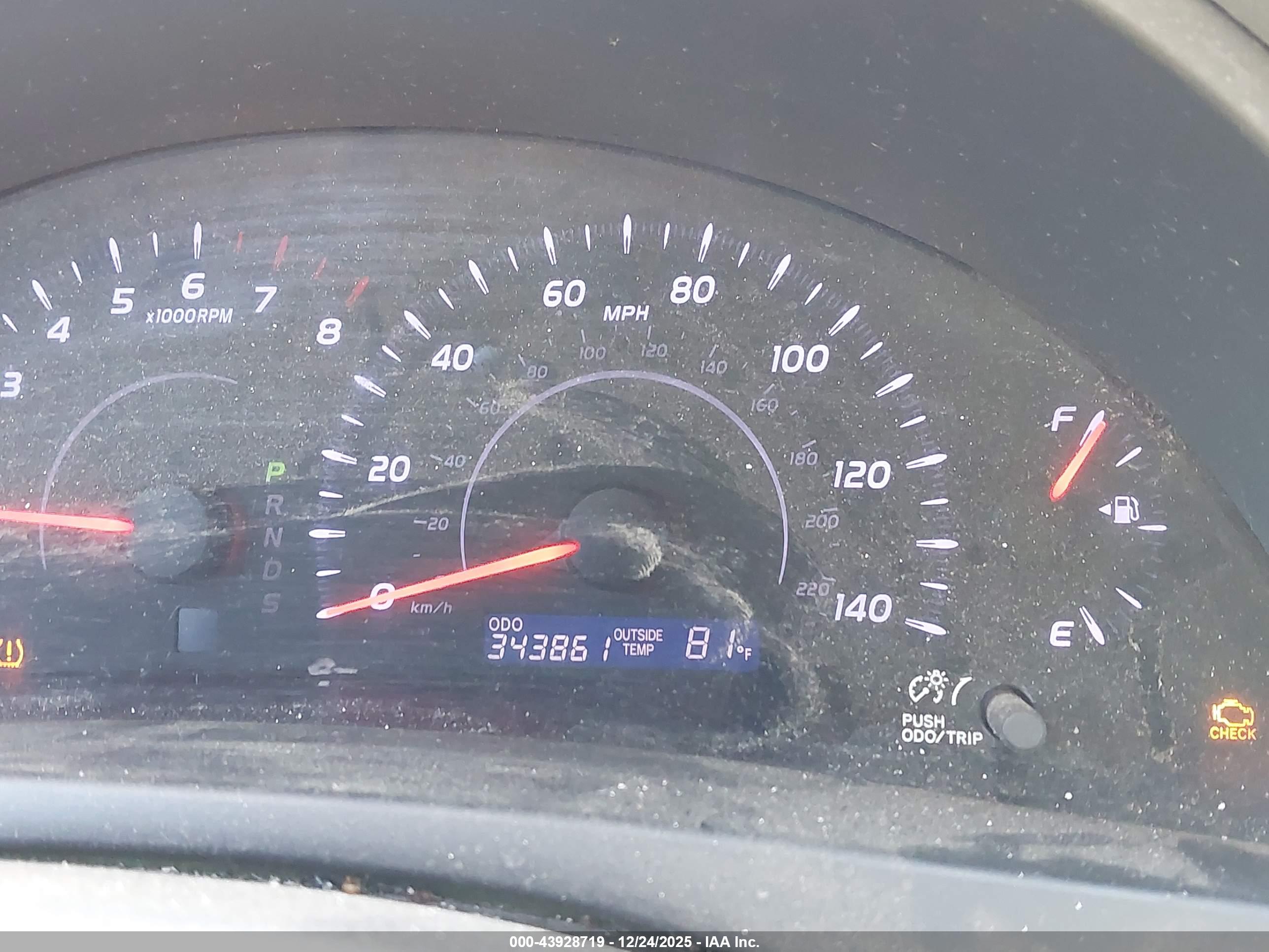 TOYOTA CAMRY image 7