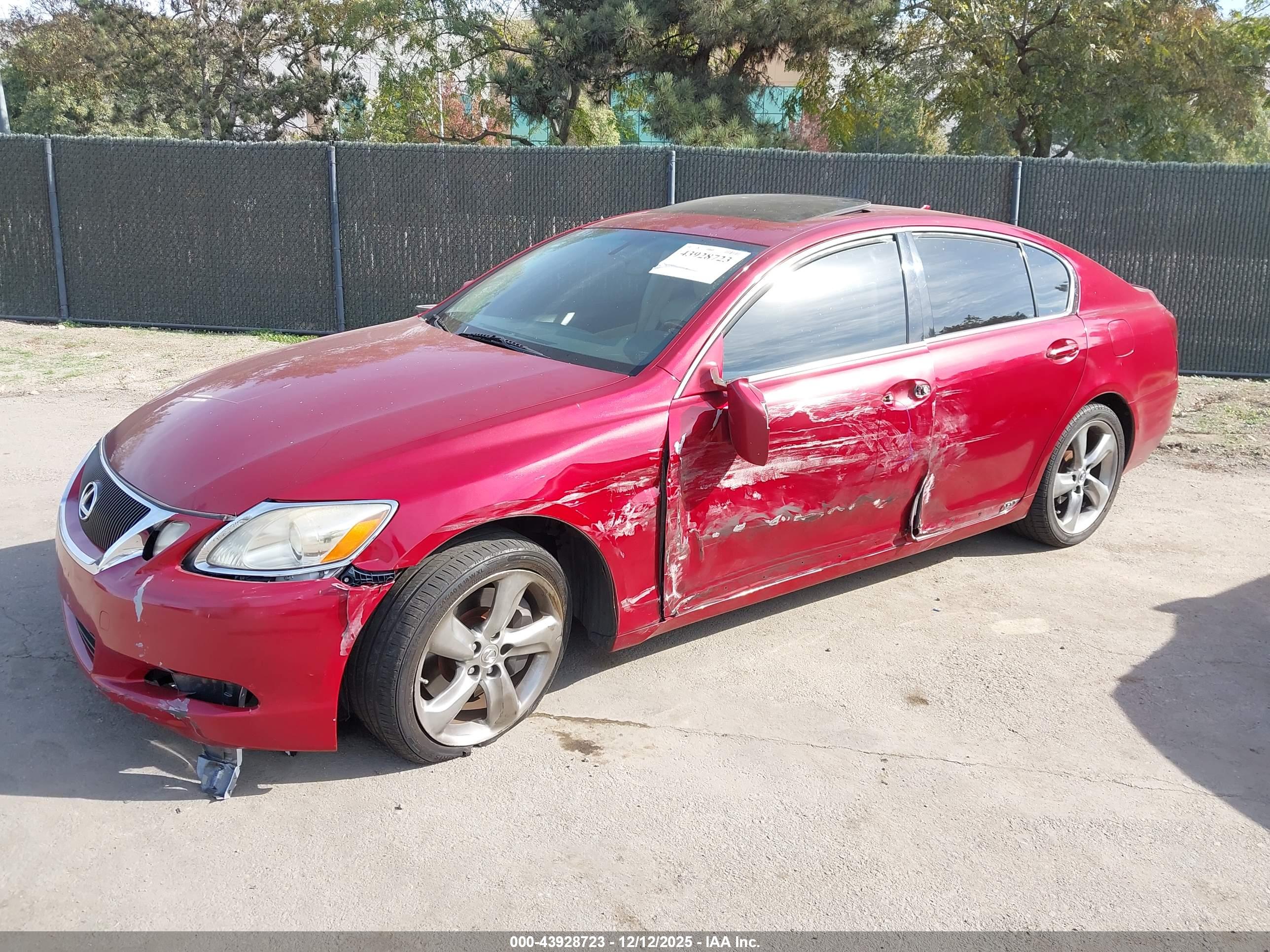 LEXUS GS image 2