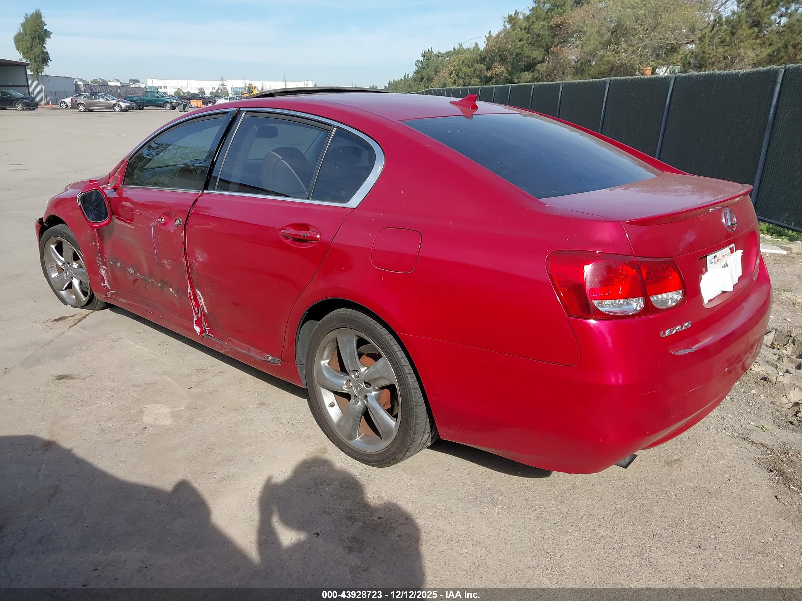 LEXUS GS image 3