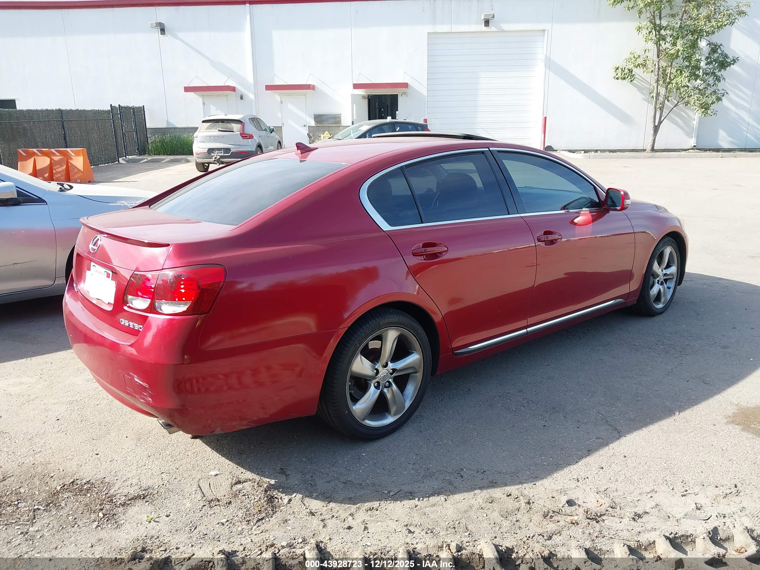 LEXUS GS image 4