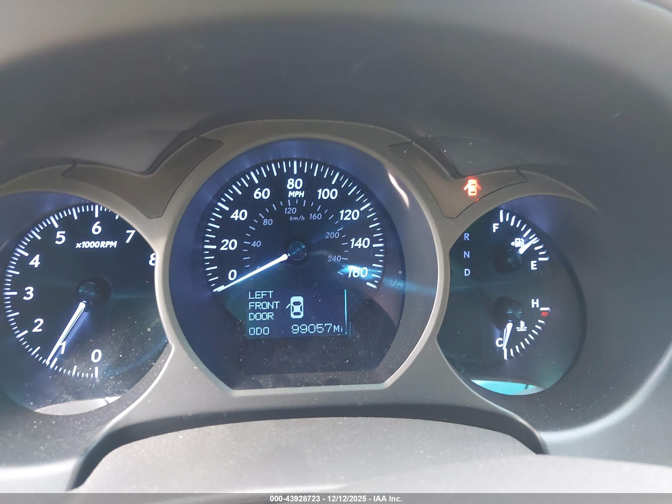 LEXUS GS image 7