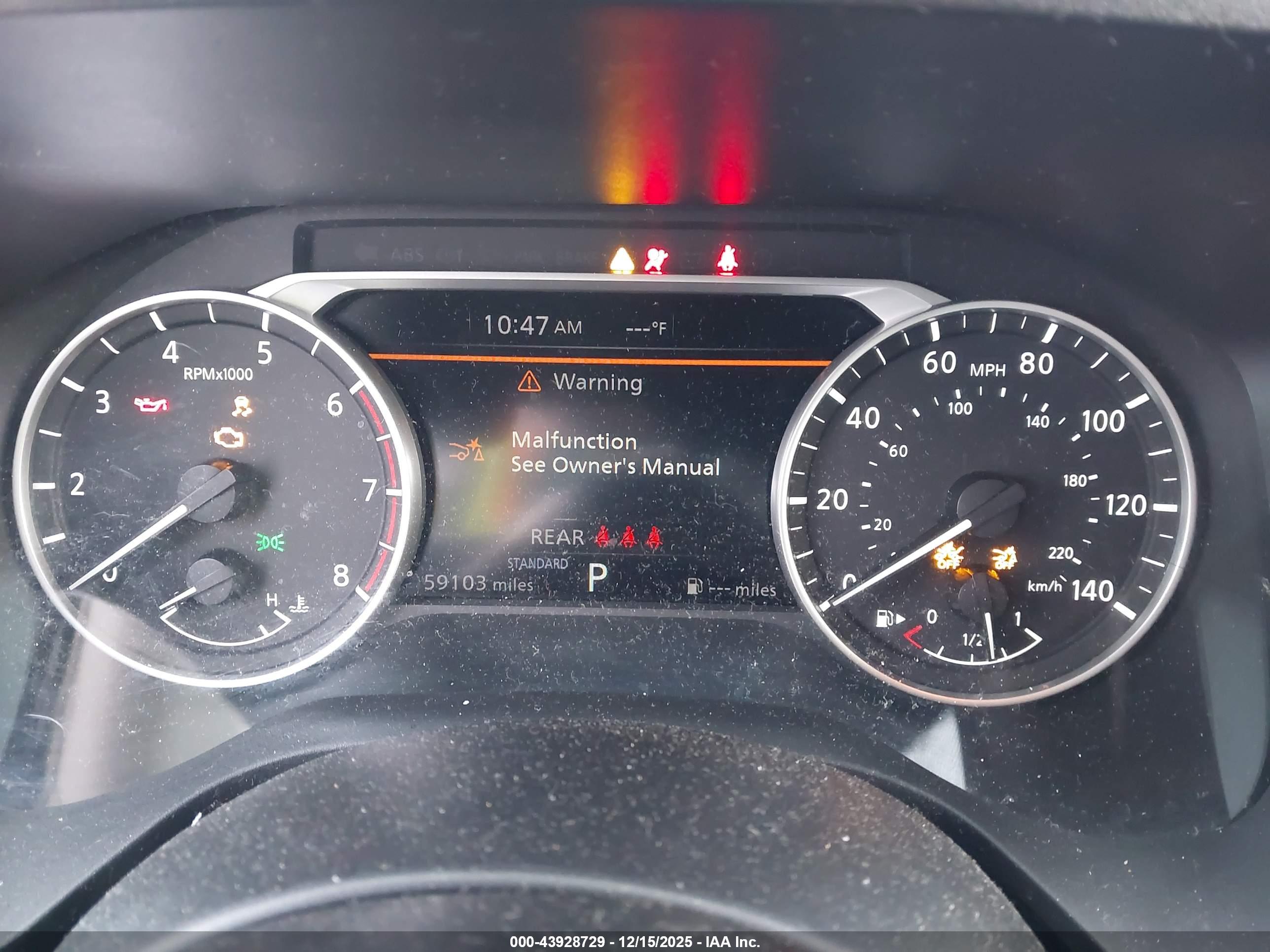 NISSAN ROGUE image 7