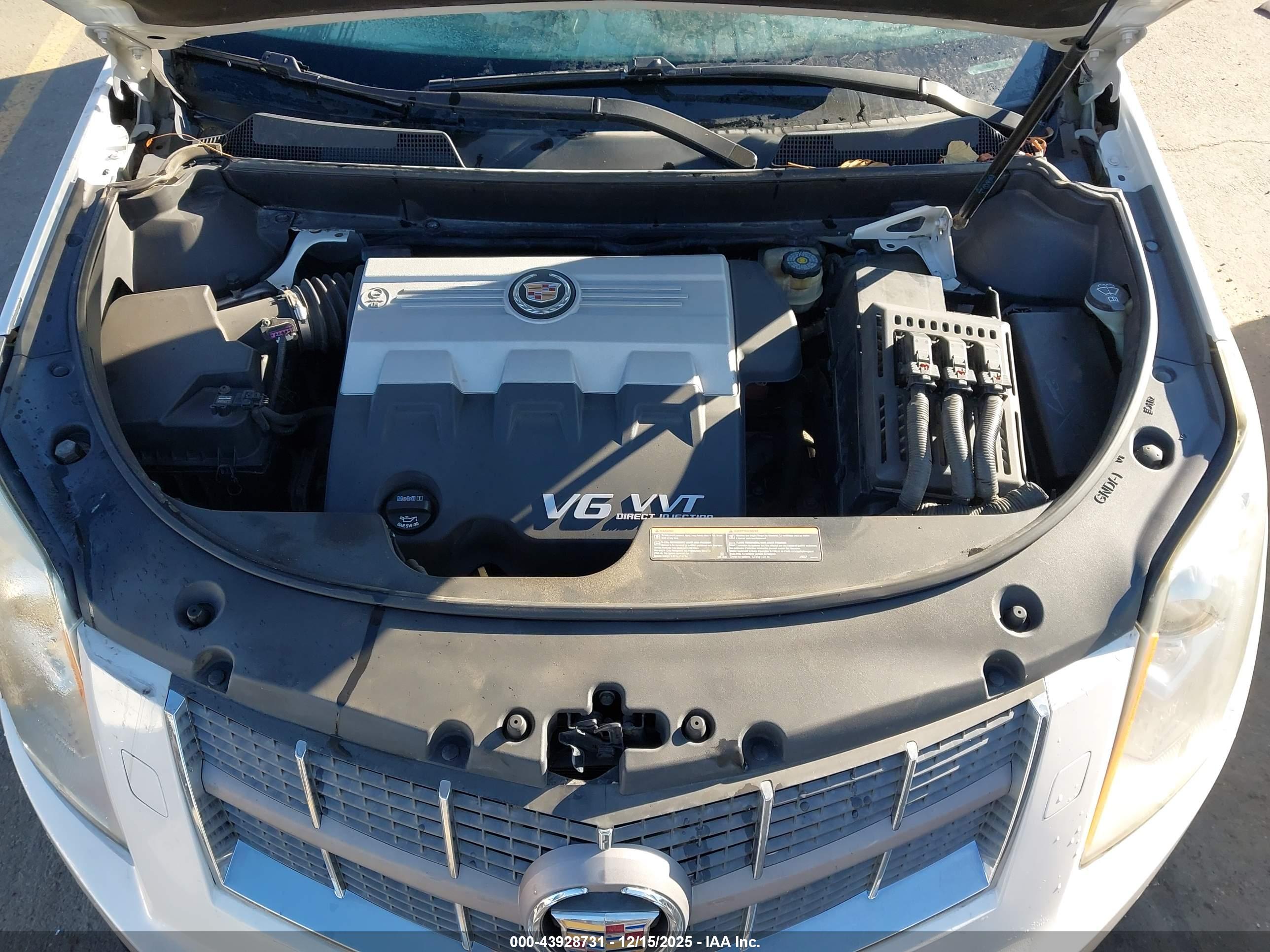 CADILLAC SRX image 10
