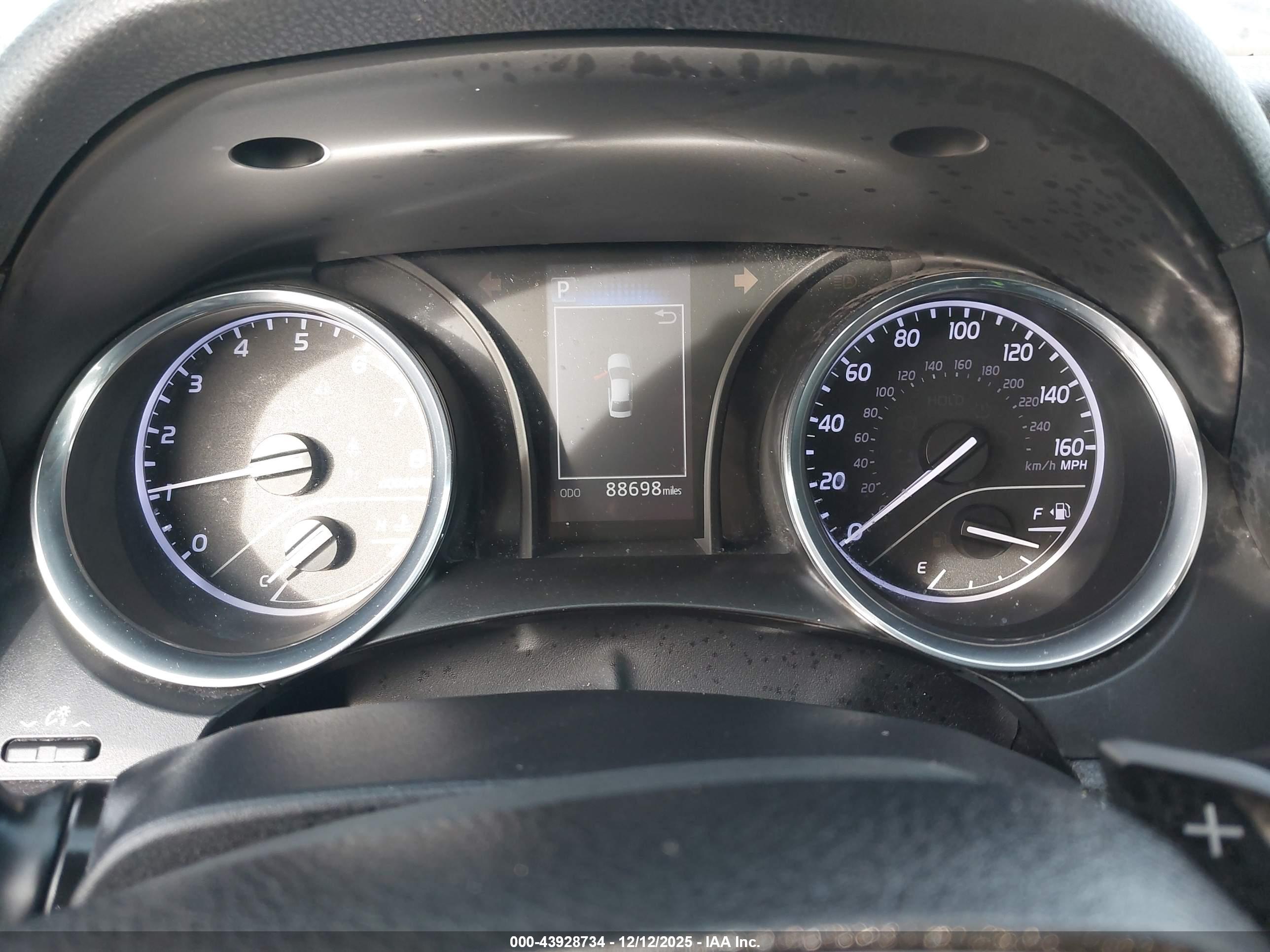 TOYOTA CAMRY image 7