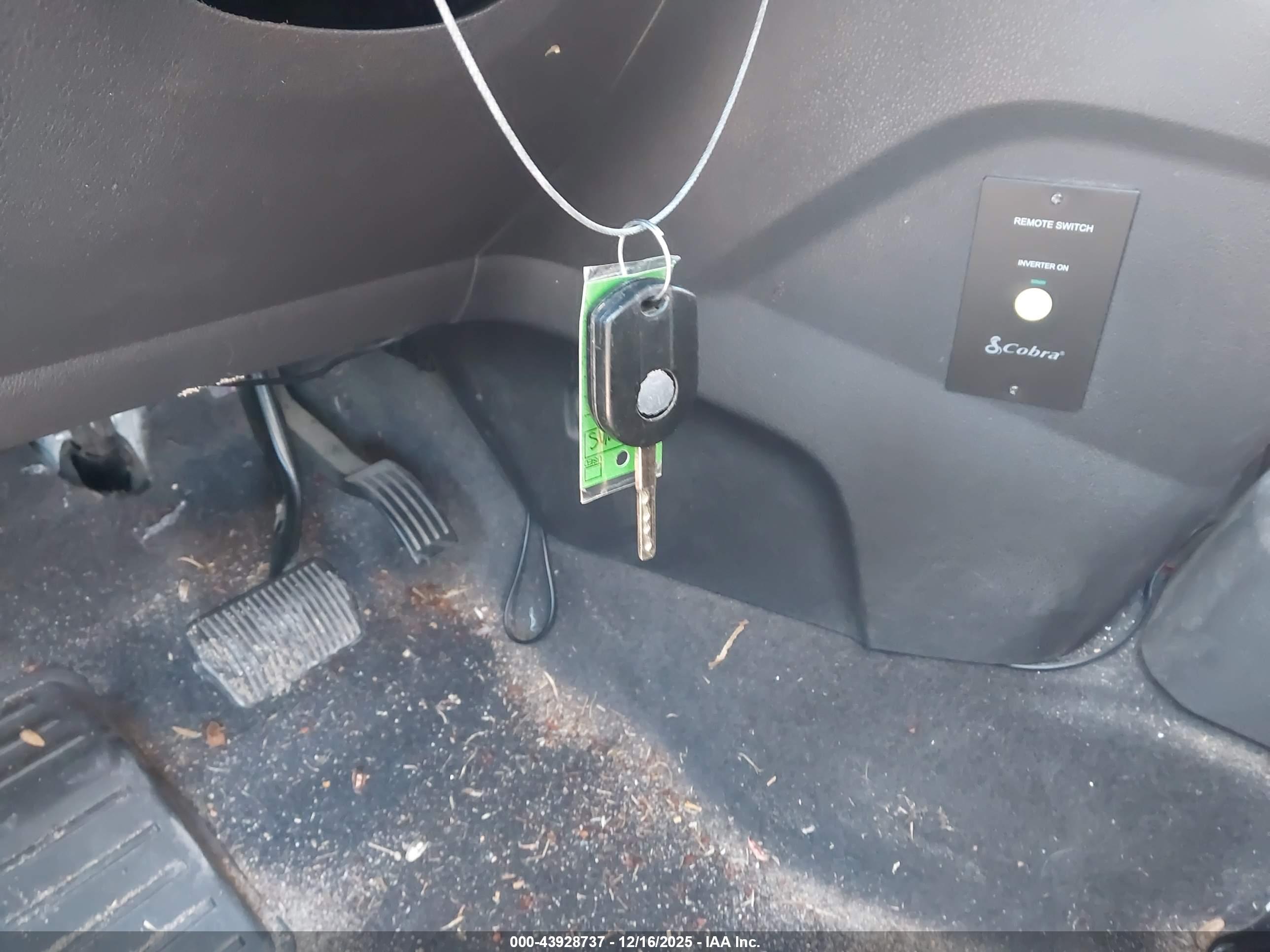 FORD TRANSIT image 11