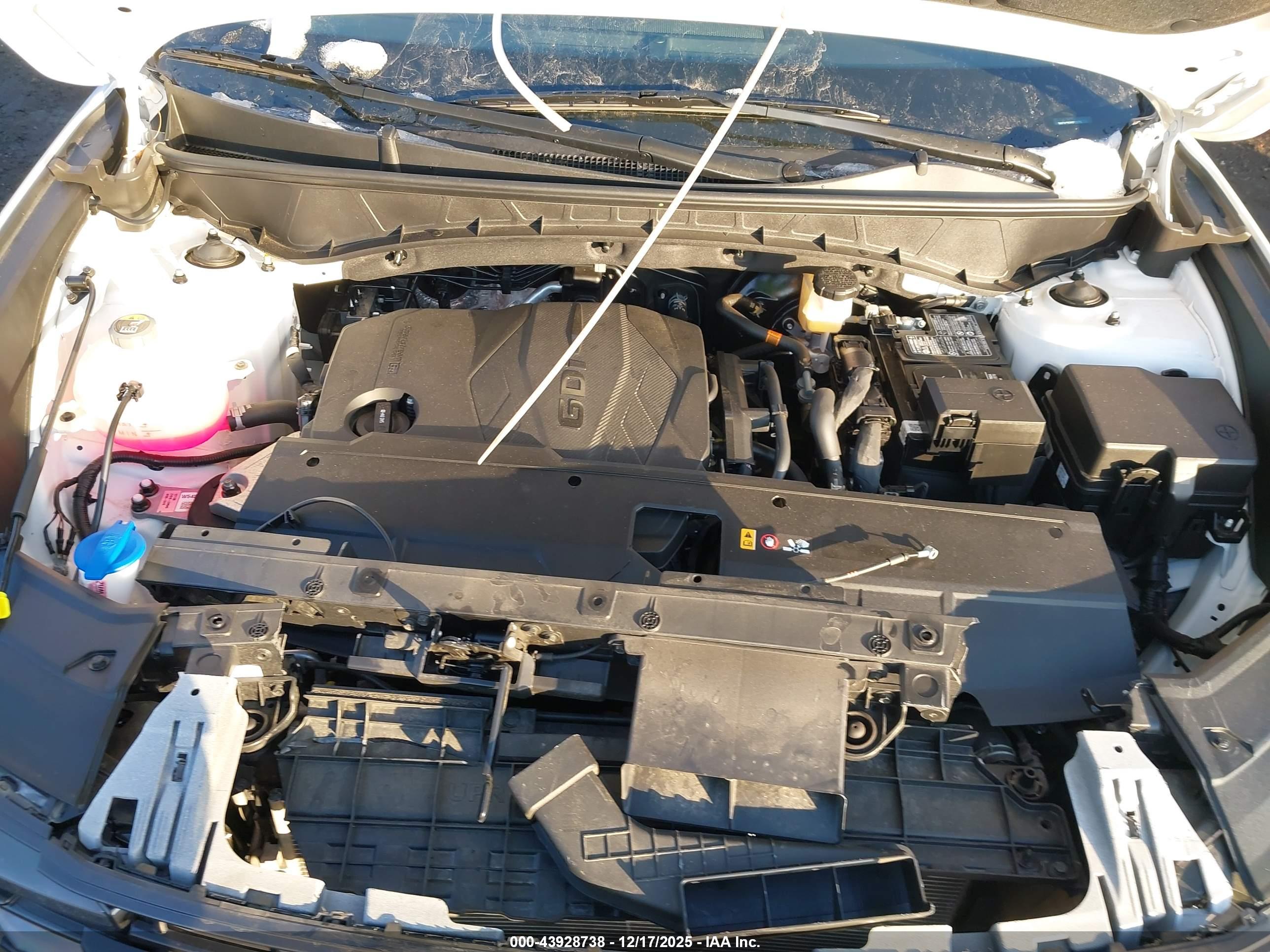 HYUNDAI TUCSON image 10