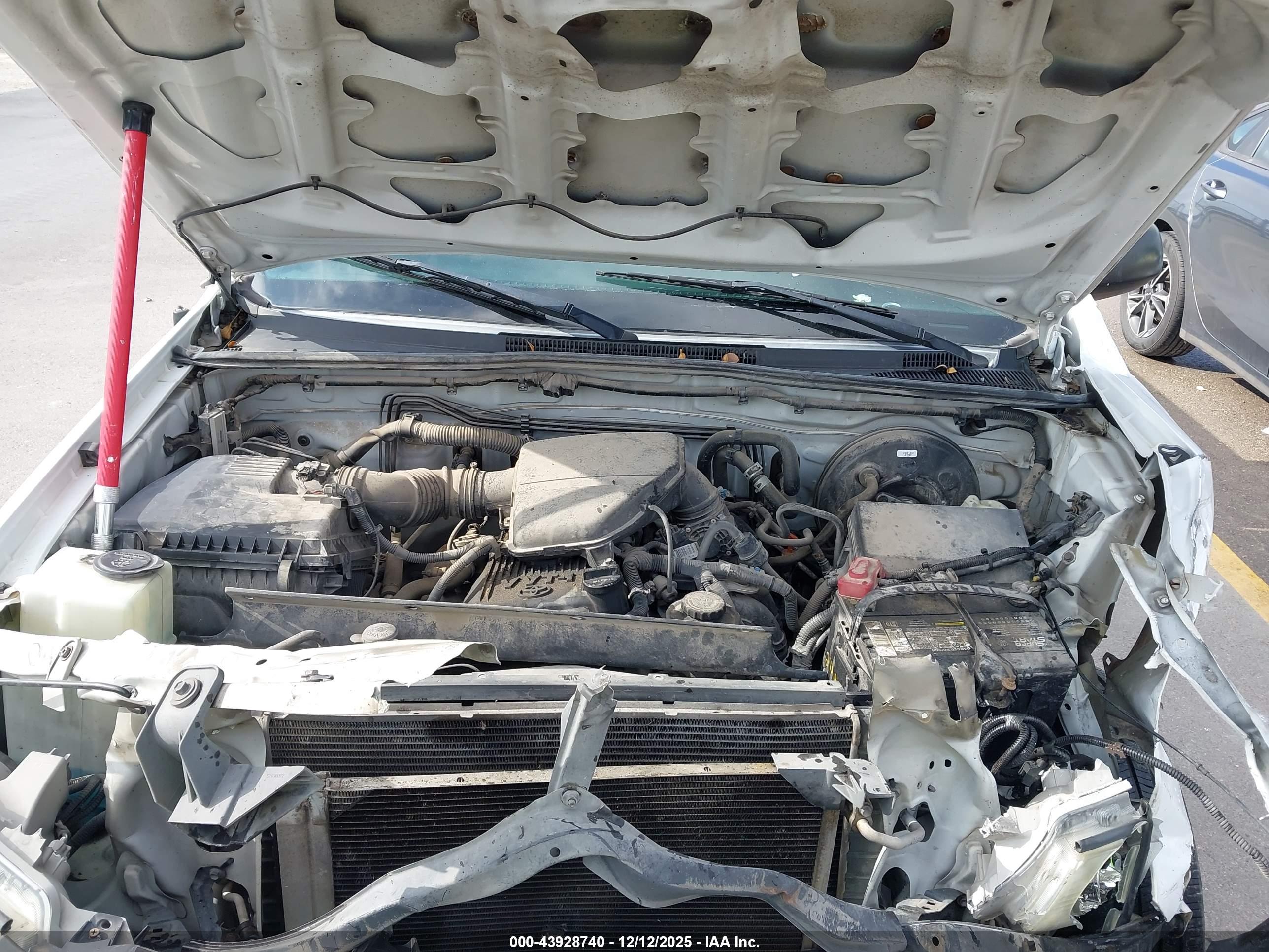TOYOTA TACOMA image 10