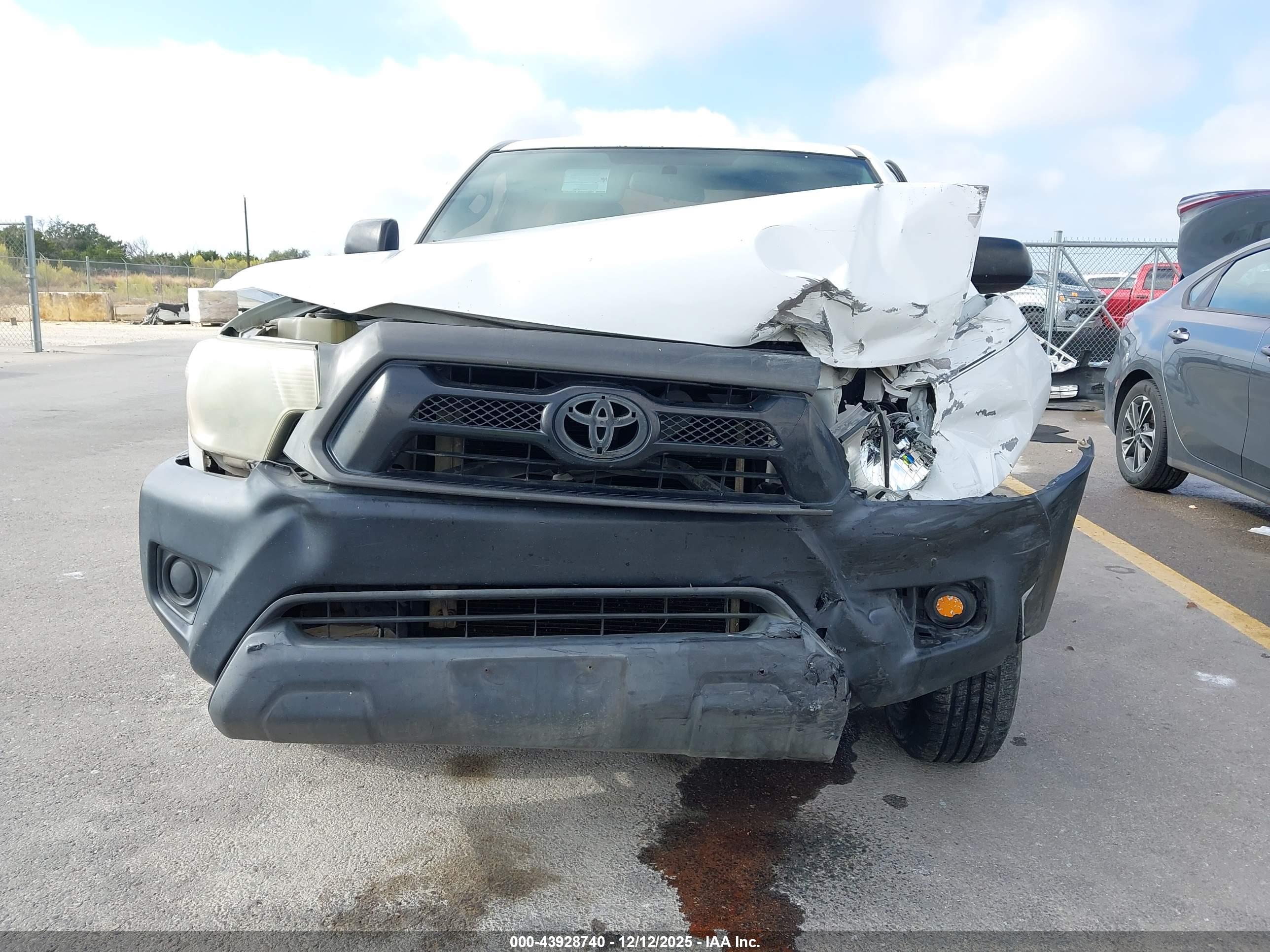 TOYOTA TACOMA image 6