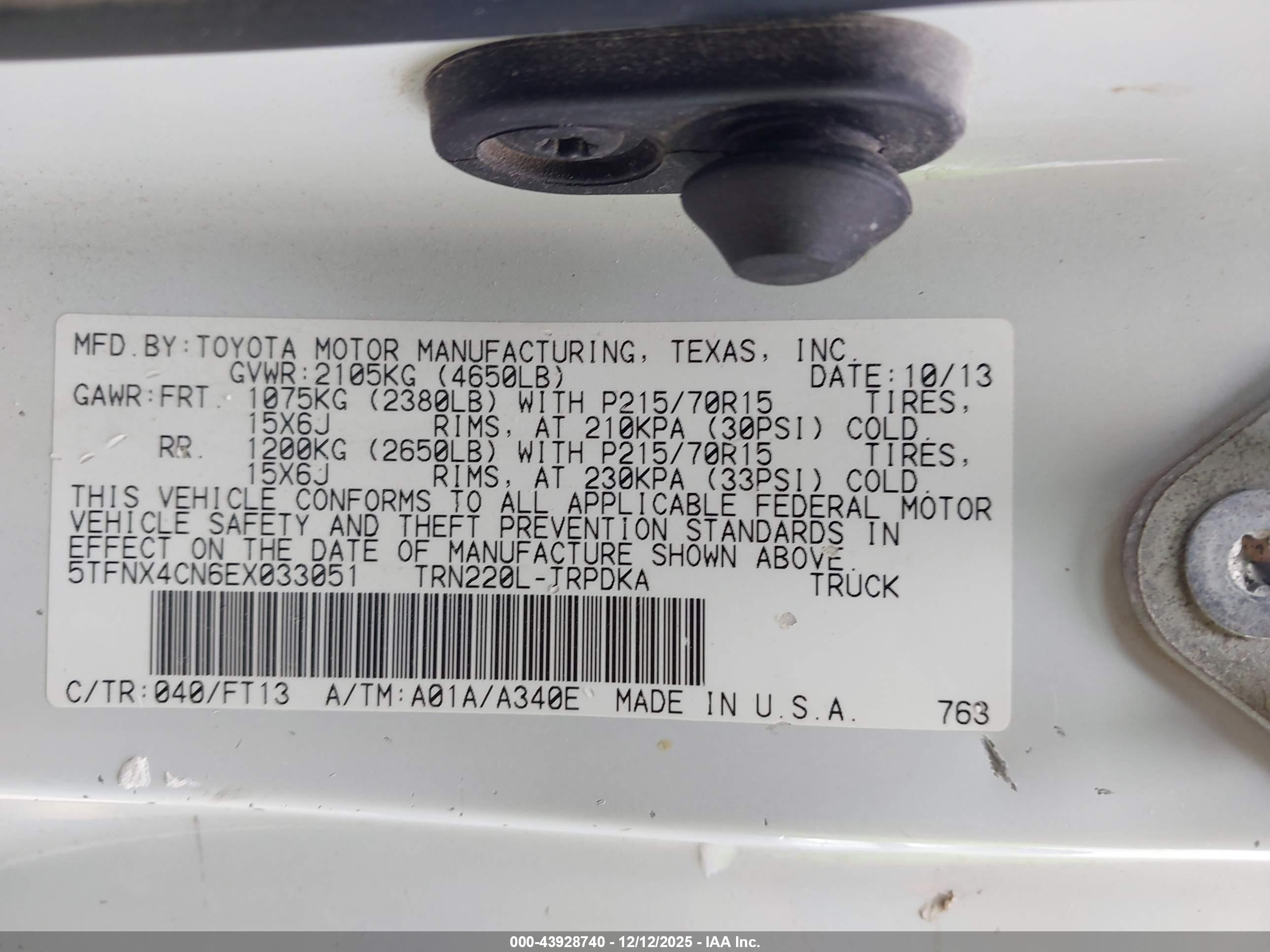 TOYOTA TACOMA image 9