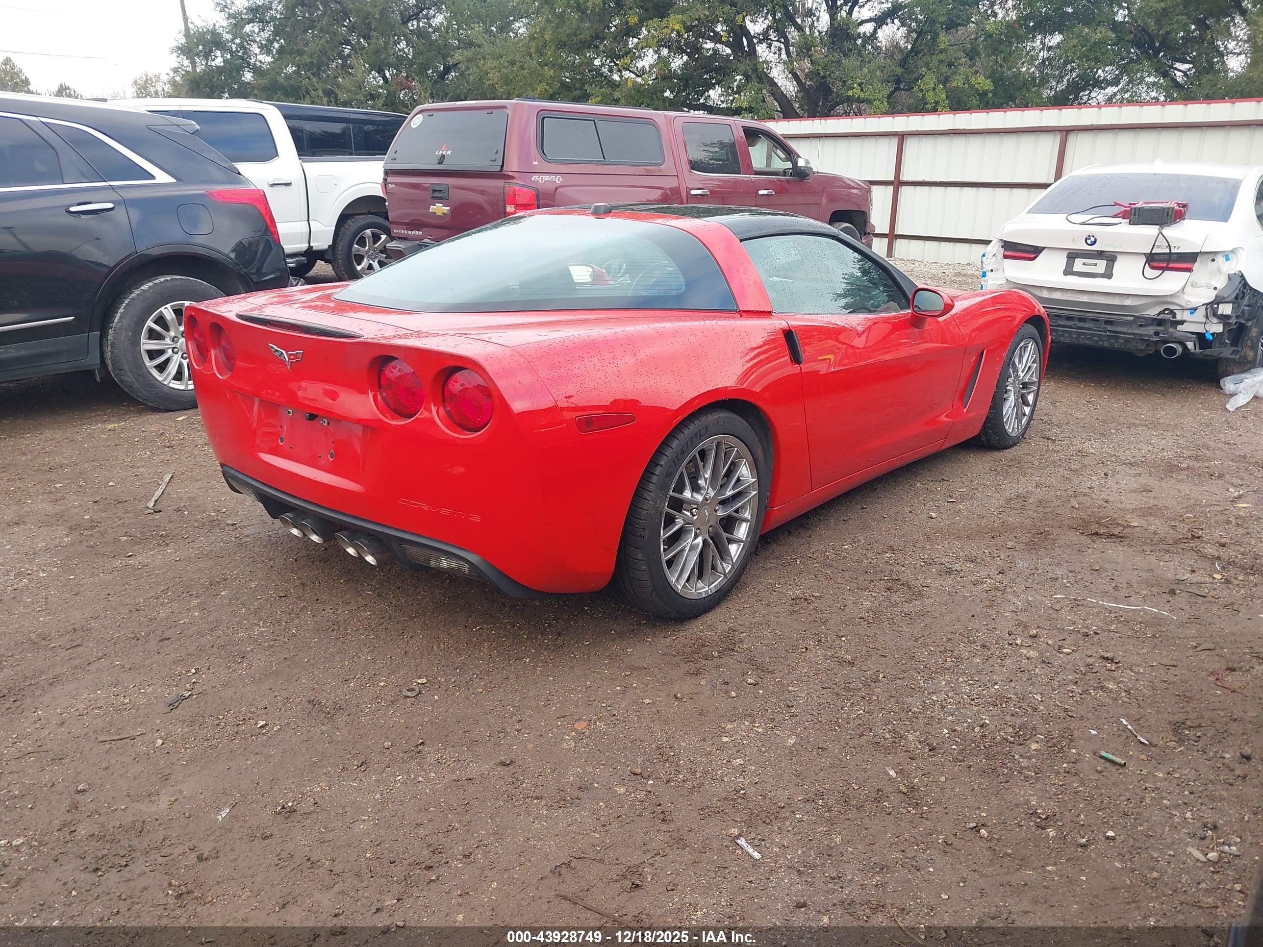 CHEVROLET CORVETTE image 4