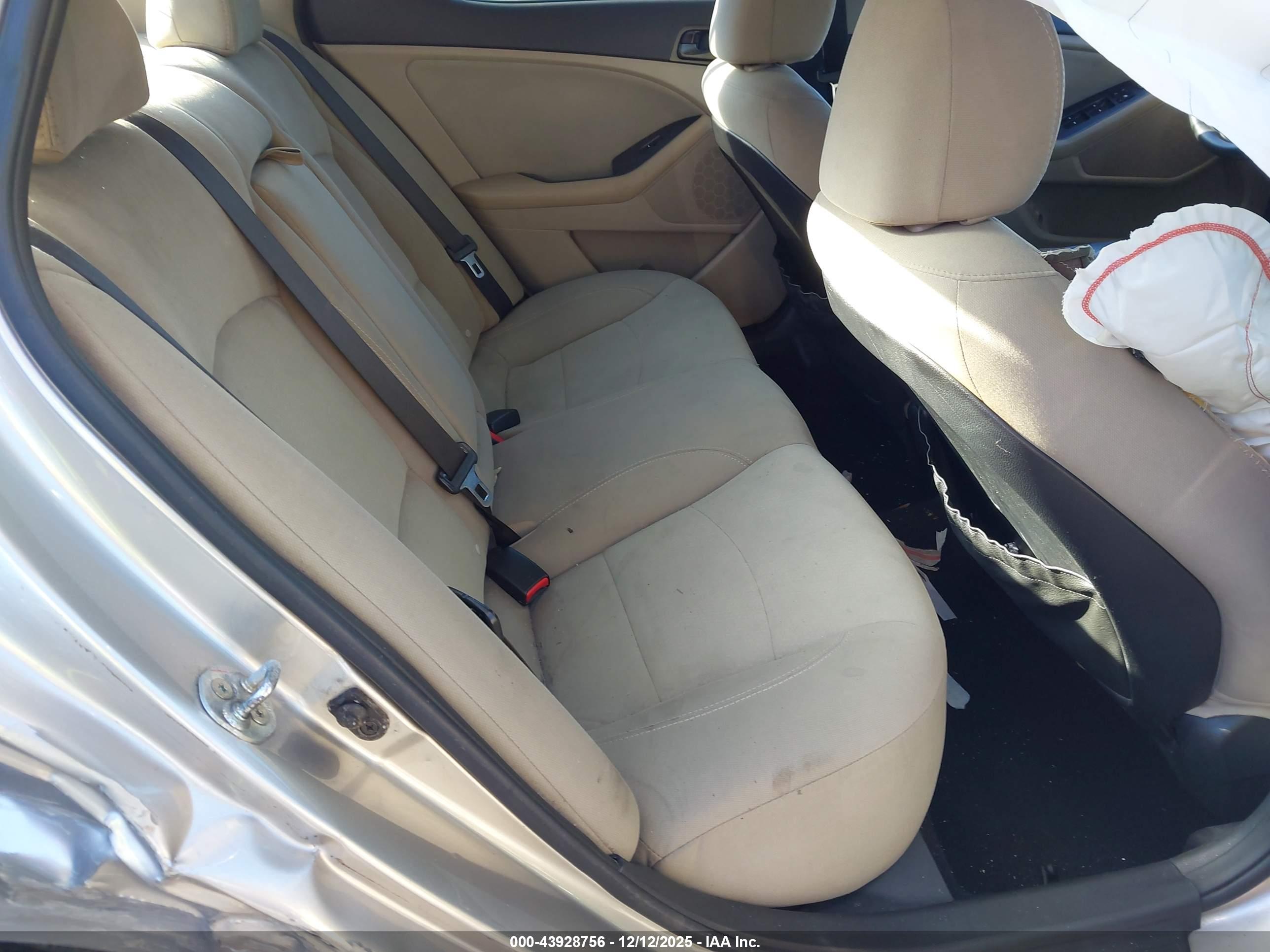 KIA OPTIMA image 8