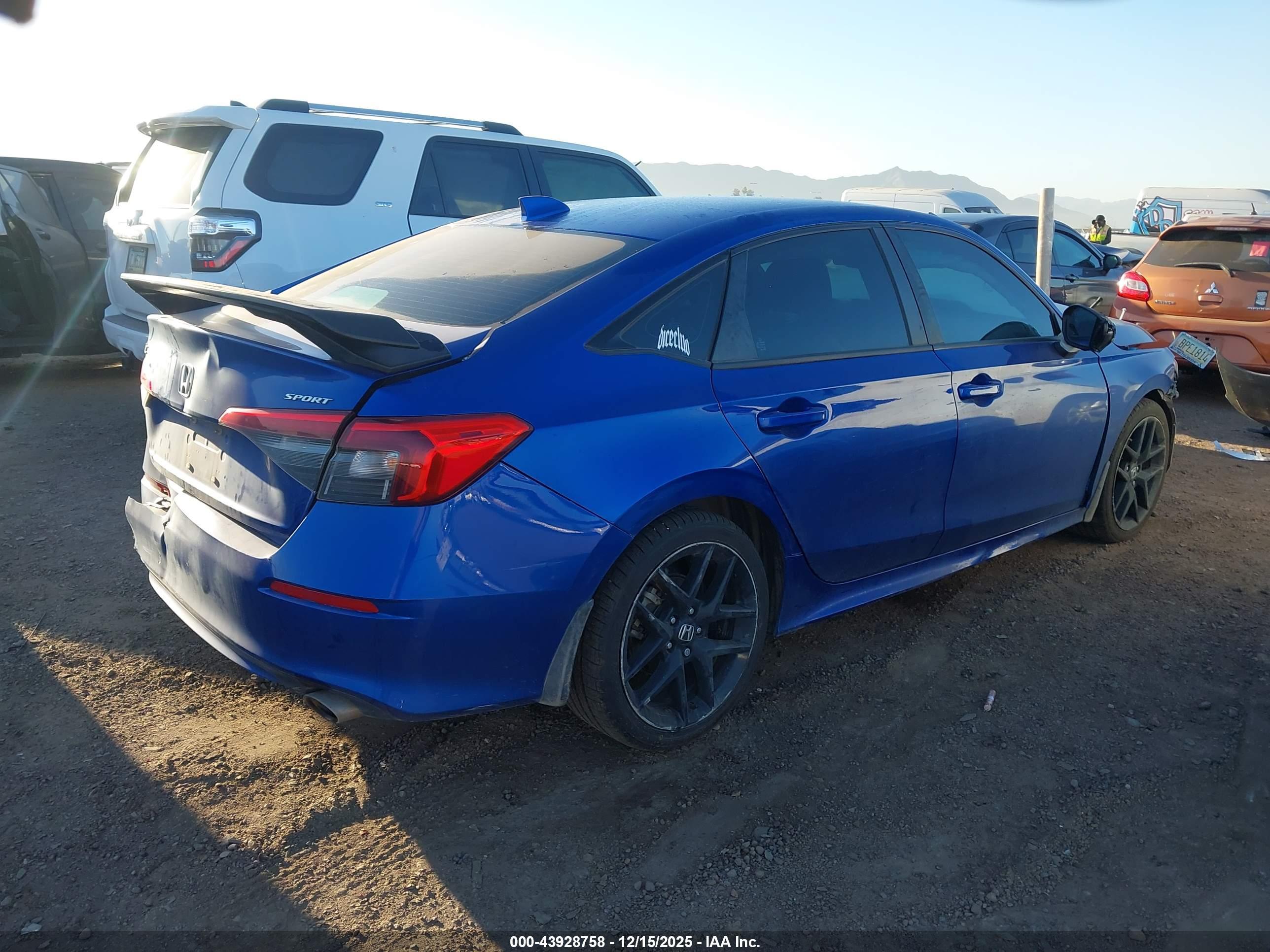 HONDA CIVIC image 4