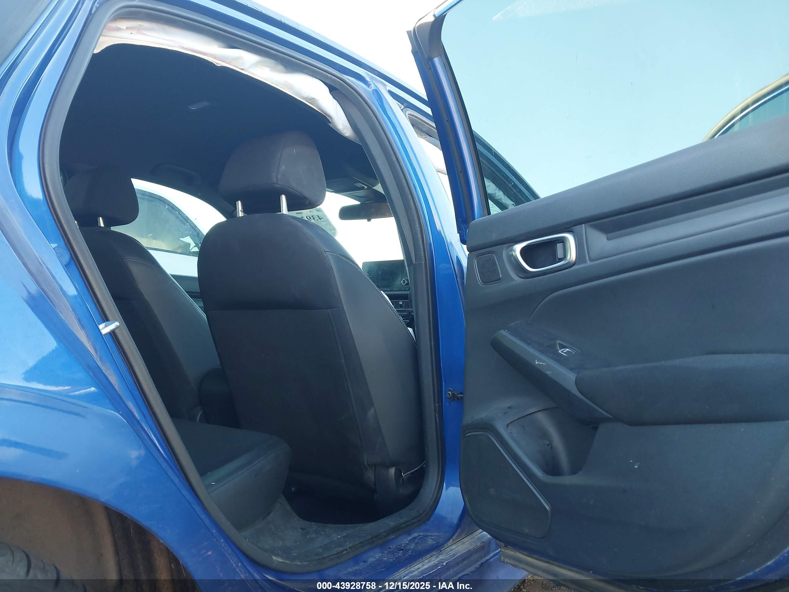 HONDA CIVIC image 8