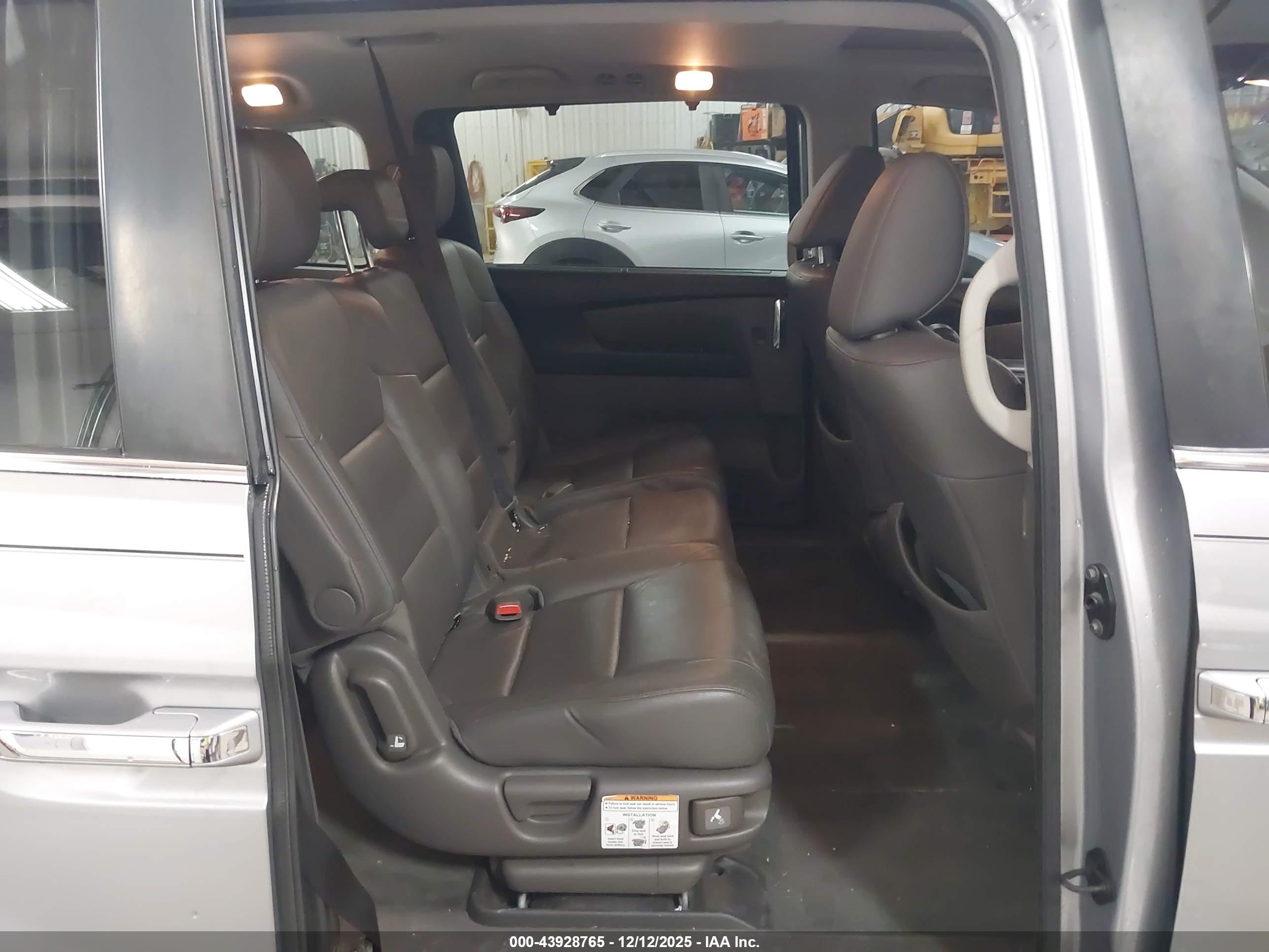 HONDA ODYSSEY image 8