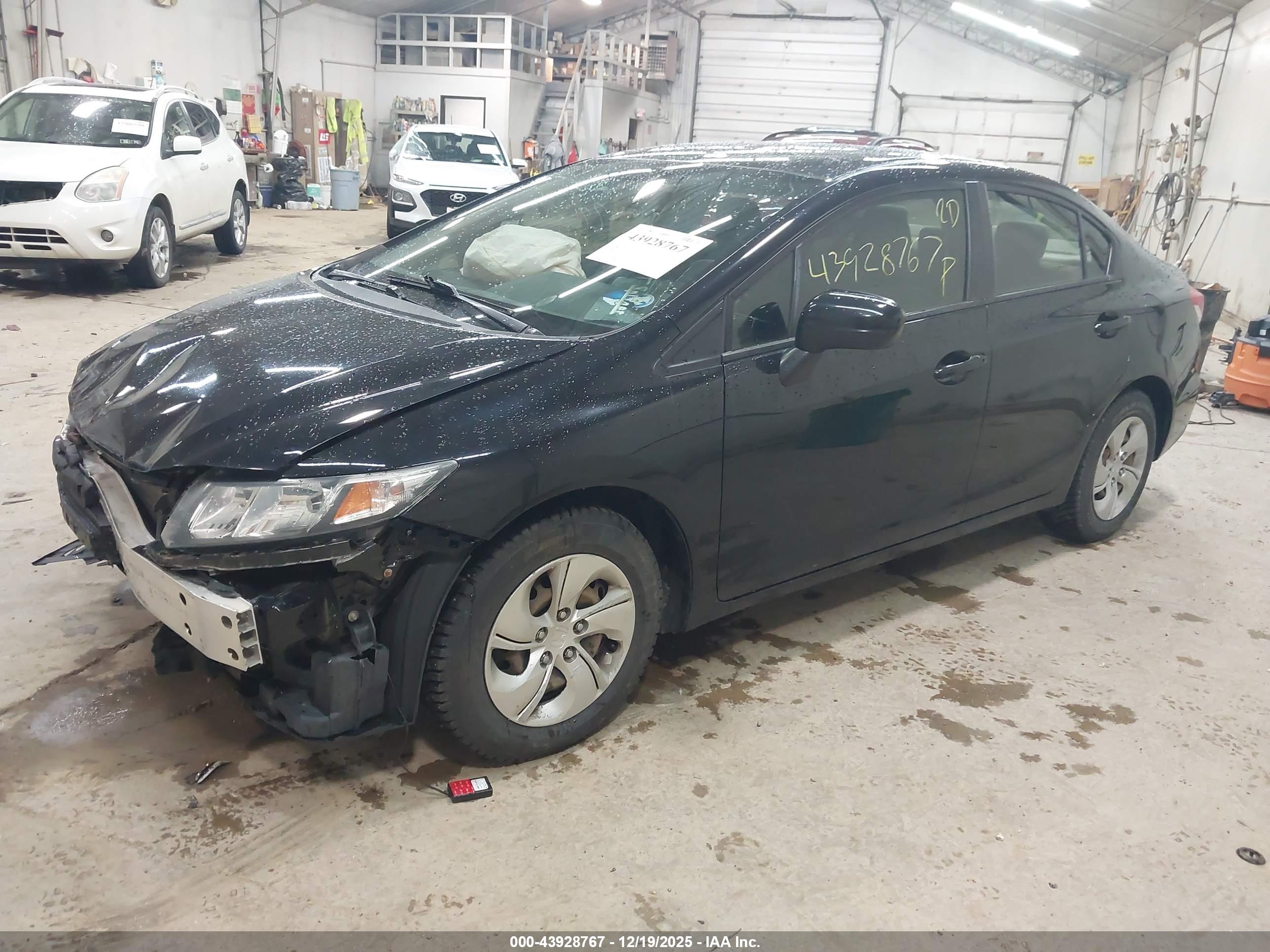 HONDA CIVIC image 2