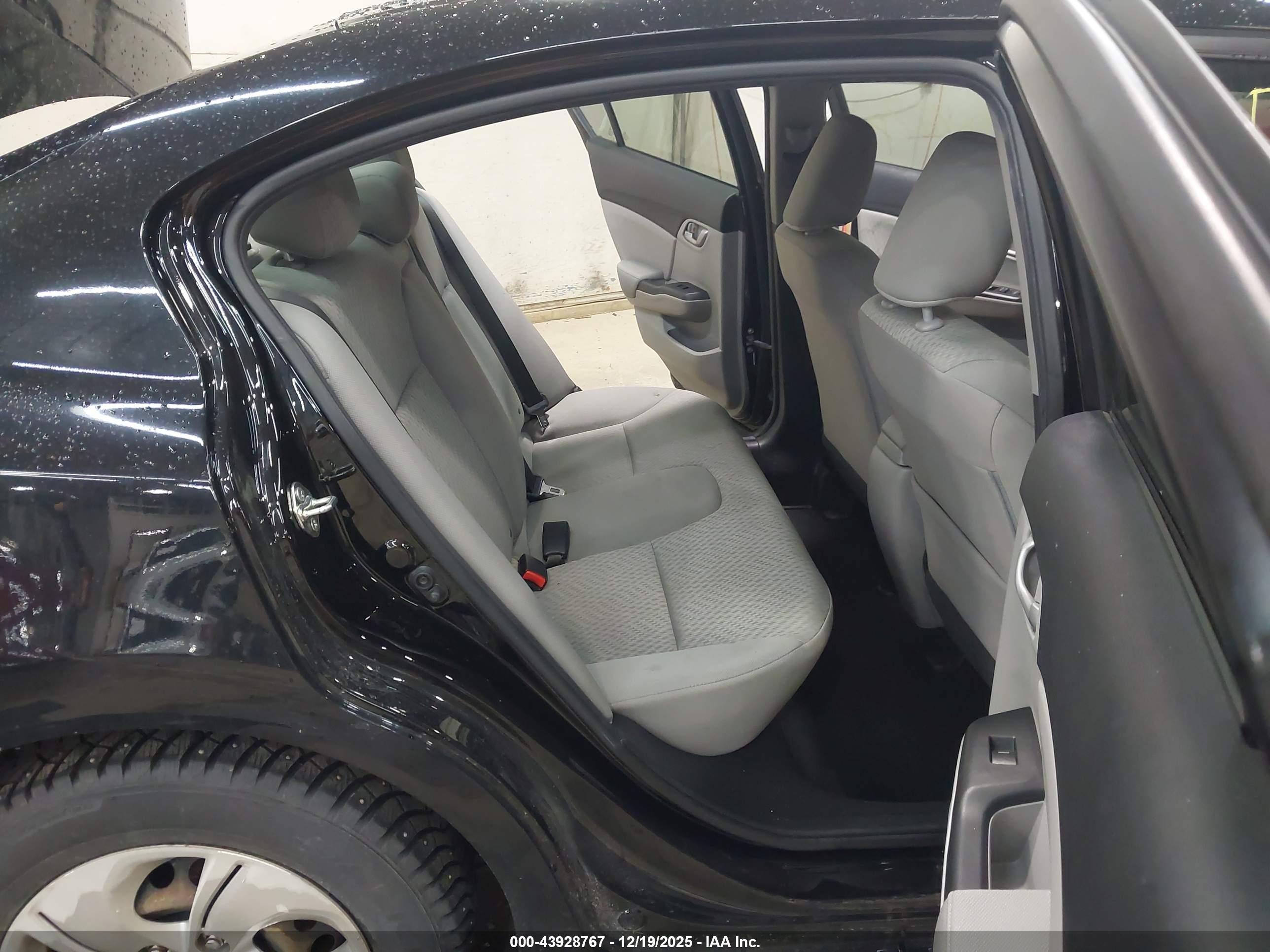 HONDA CIVIC image 8