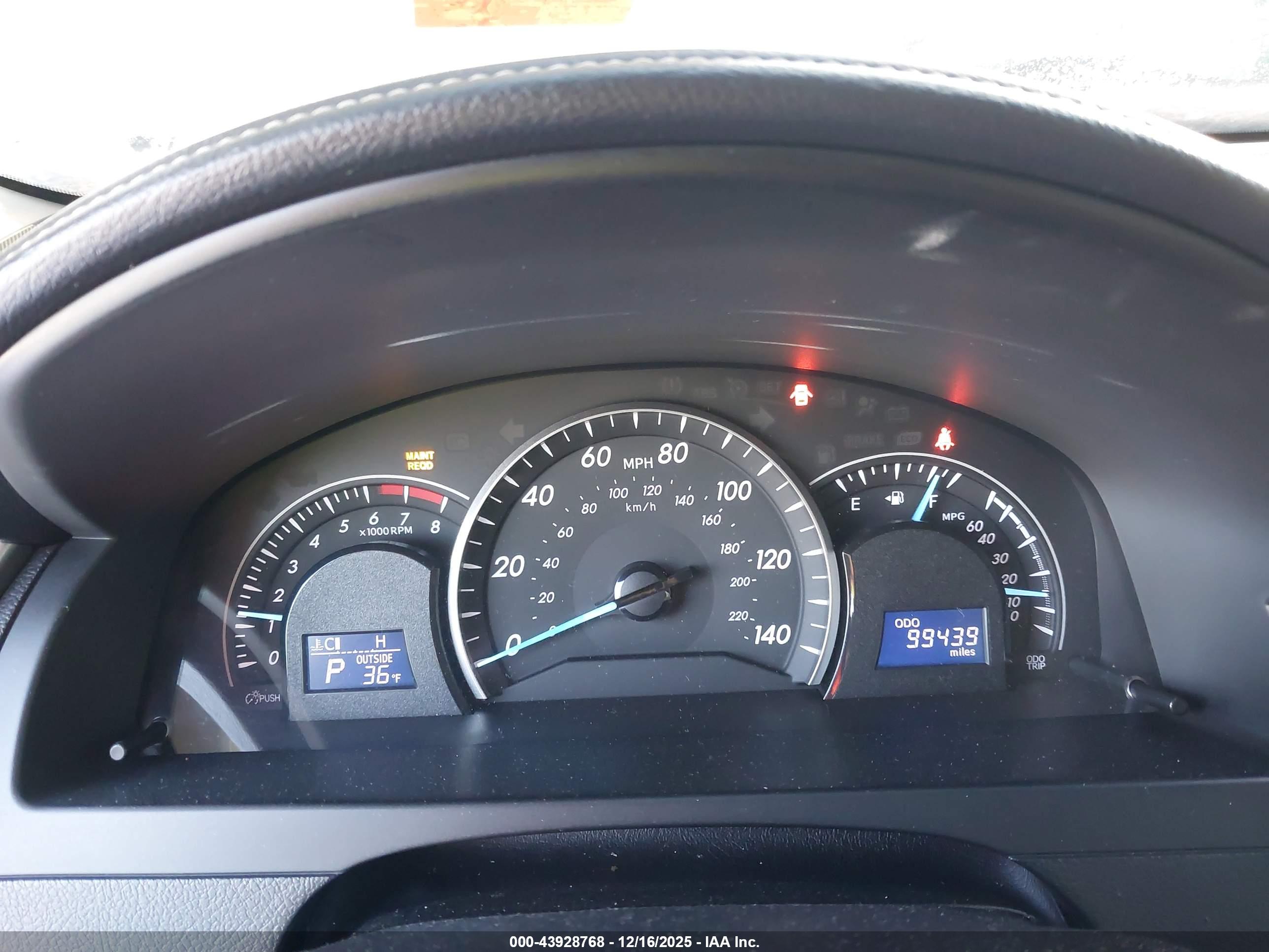 TOYOTA CAMRY image 7