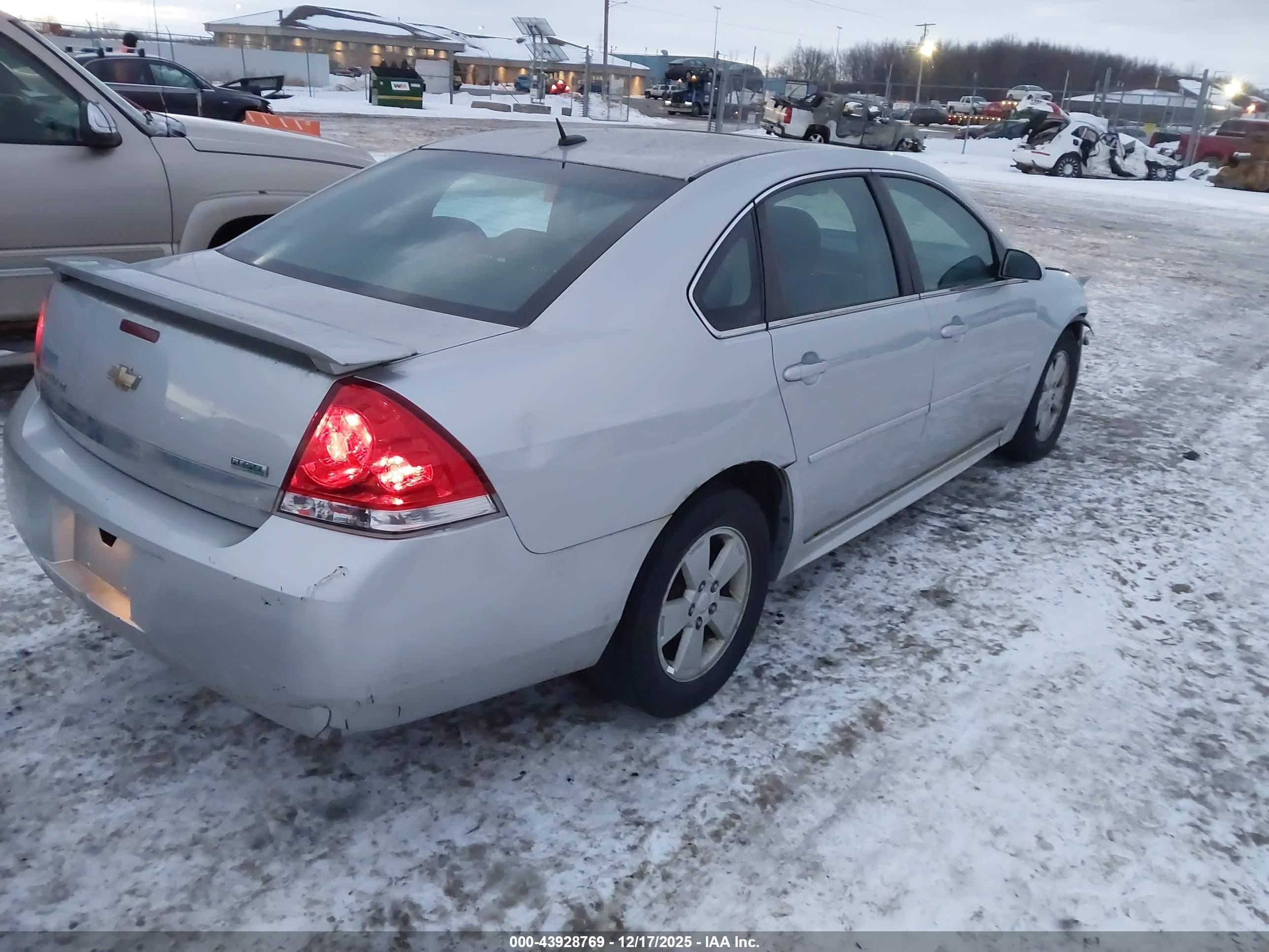 CHEVROLET IMPALA image 4