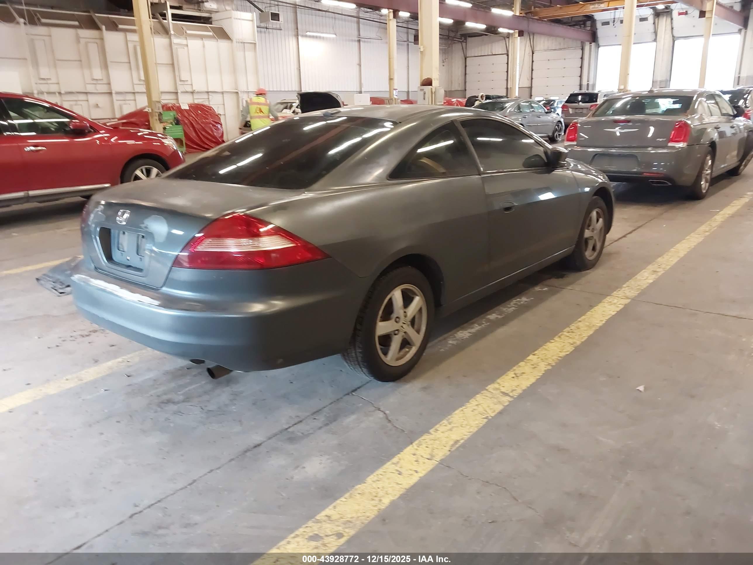 HONDA ACCORD image 4