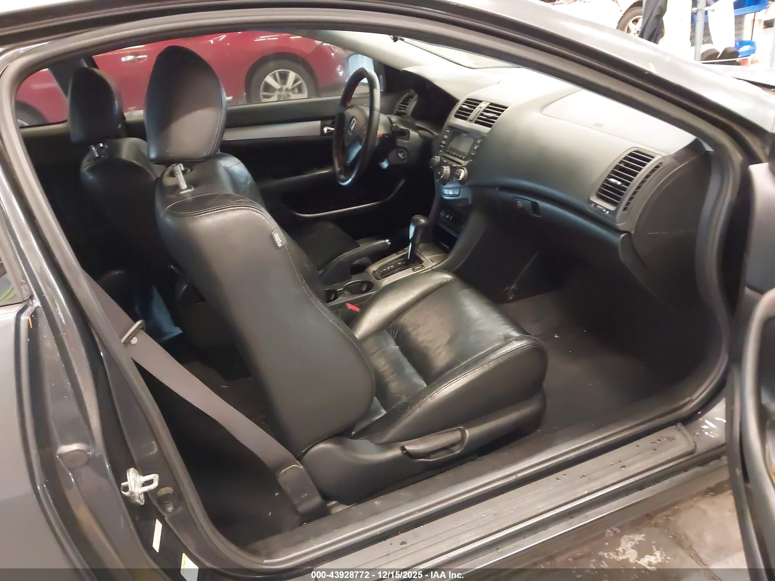 HONDA ACCORD image 5