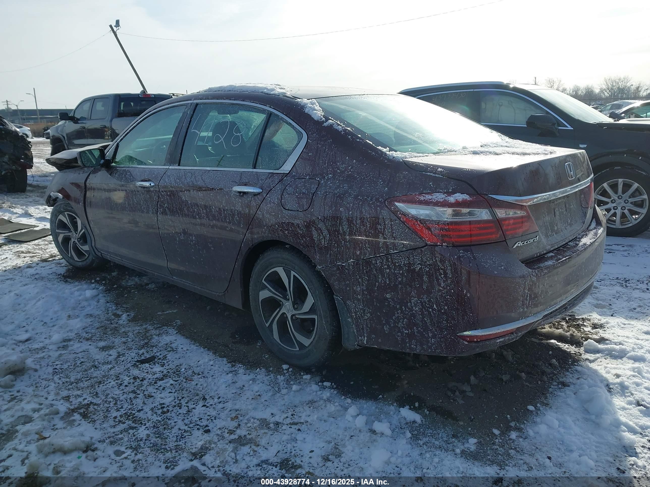 HONDA ACCORD image 3