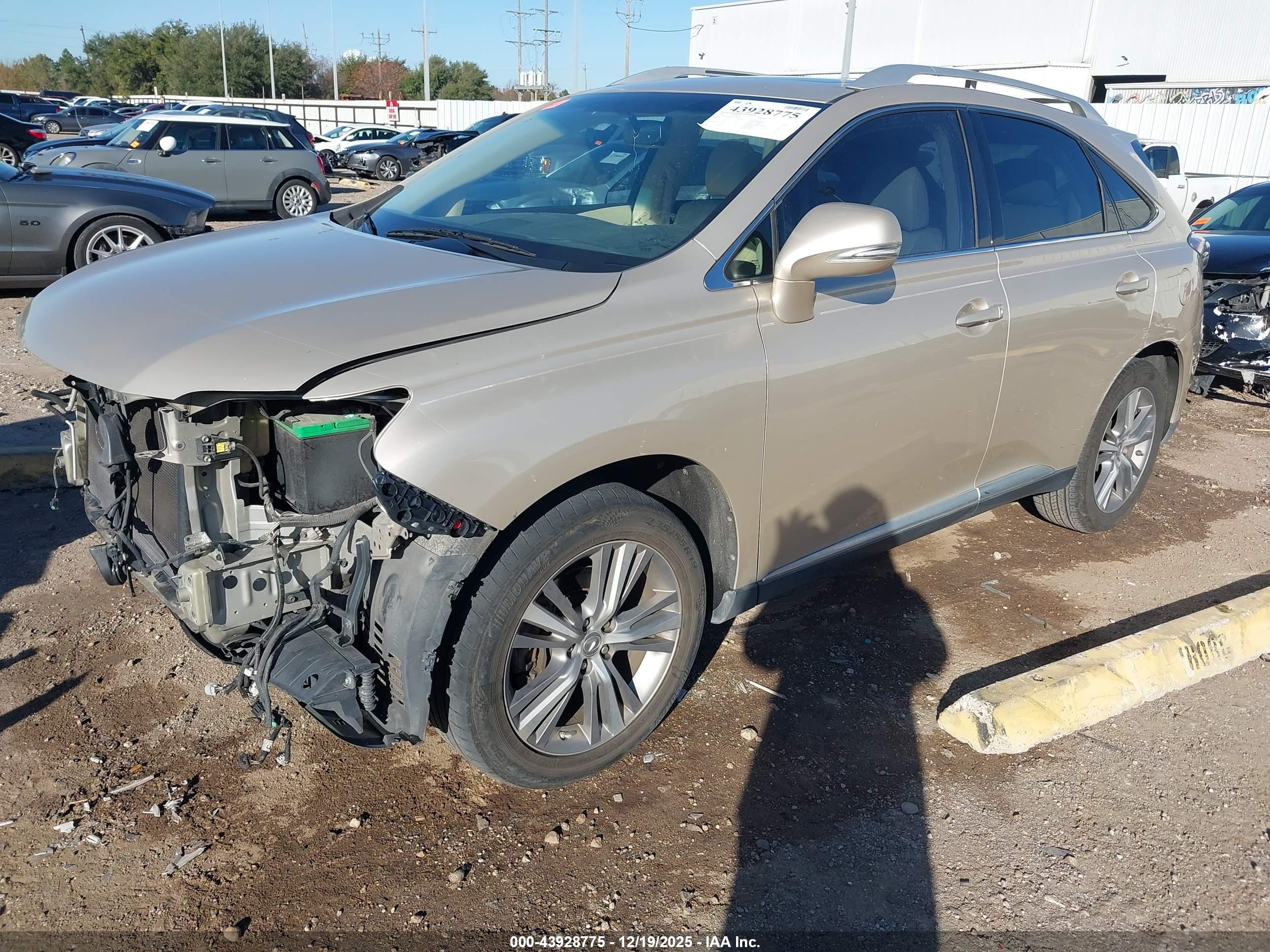 LEXUS RX image 2