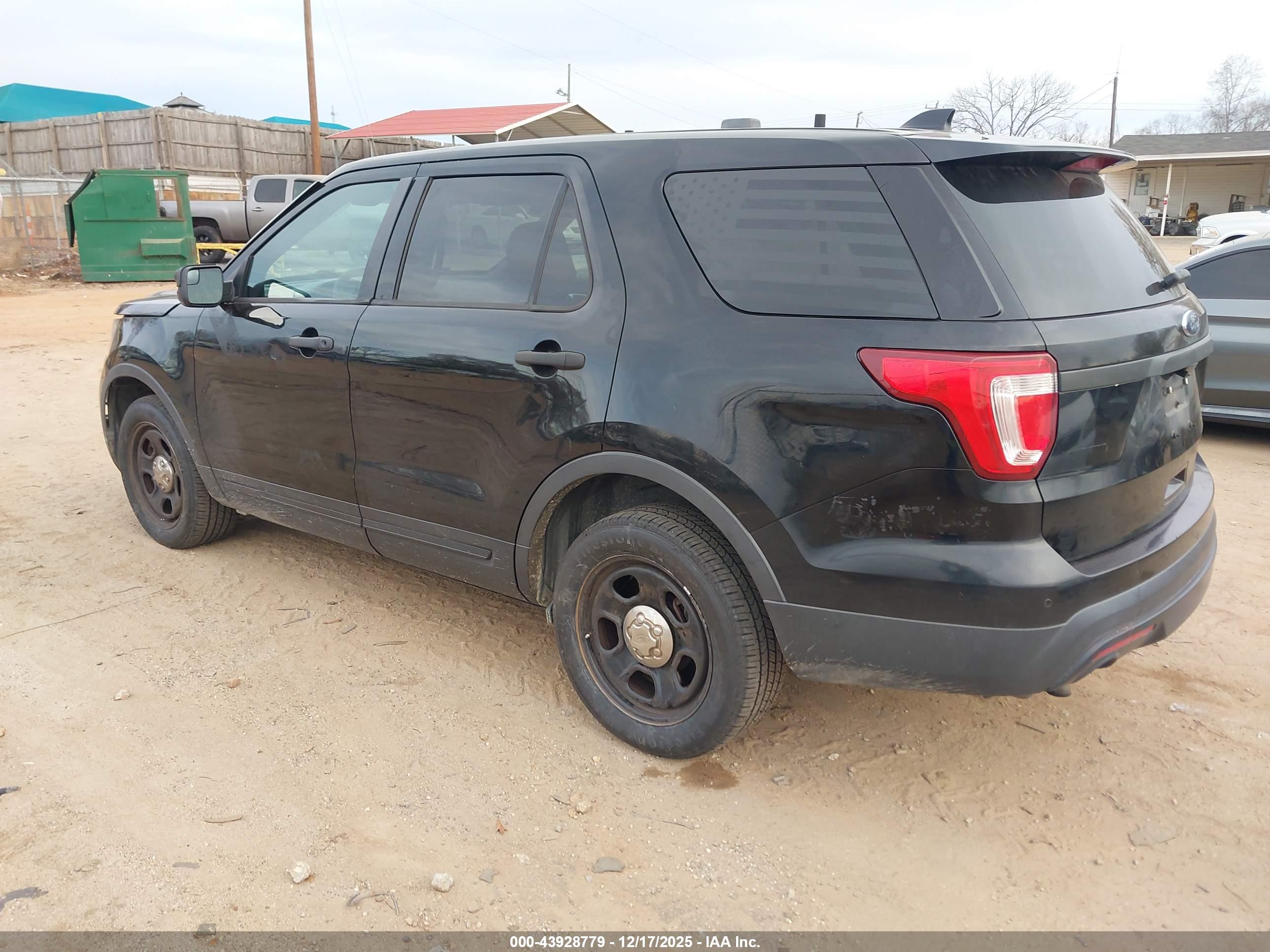 FORD UTILITY image 3