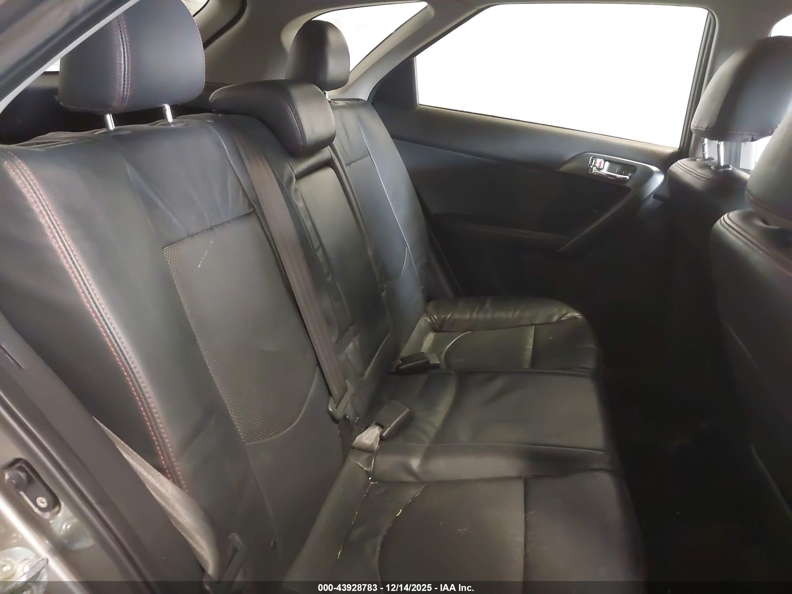KIA FORTE image 8