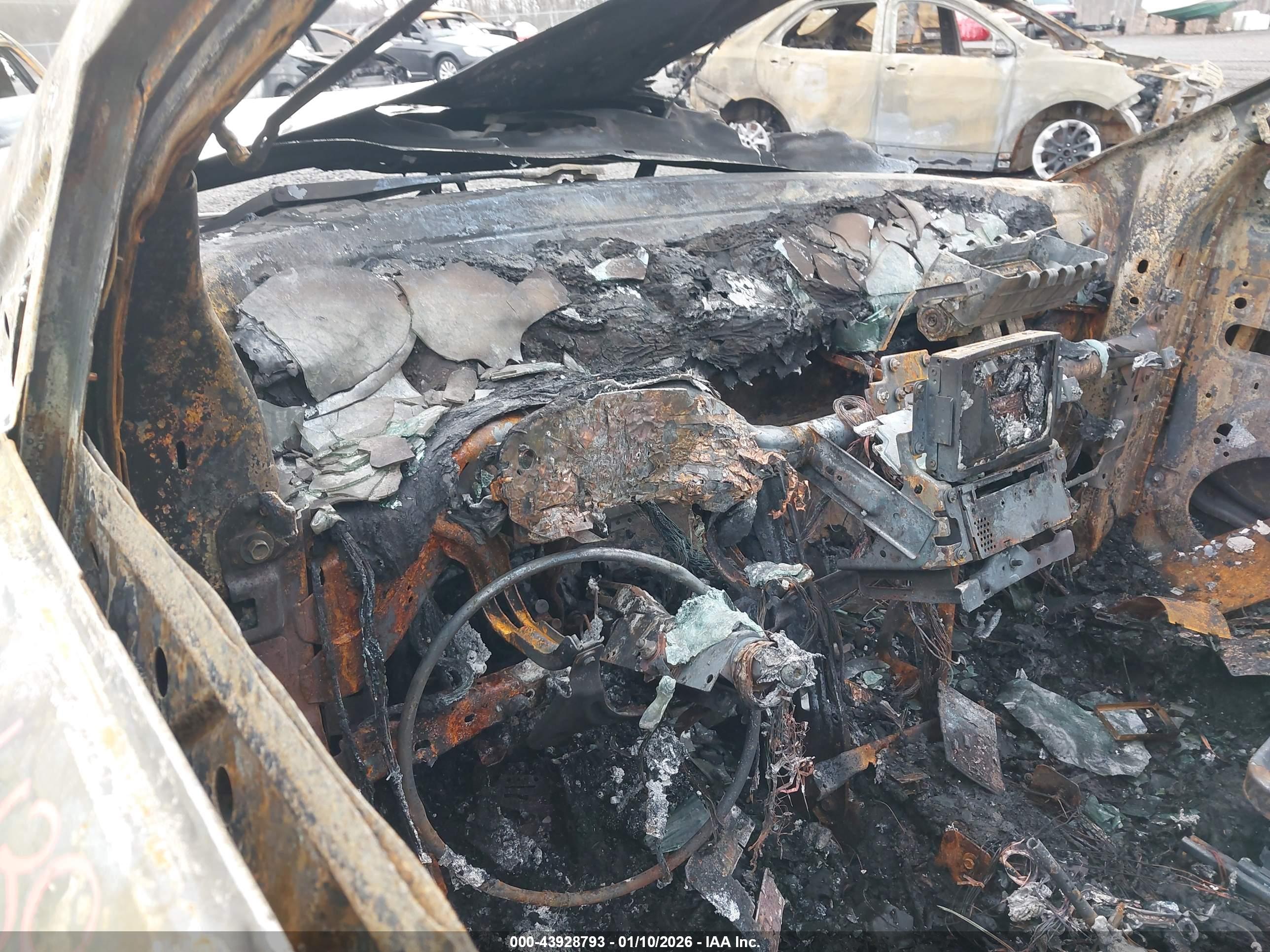 FORD EXPLORER image 7