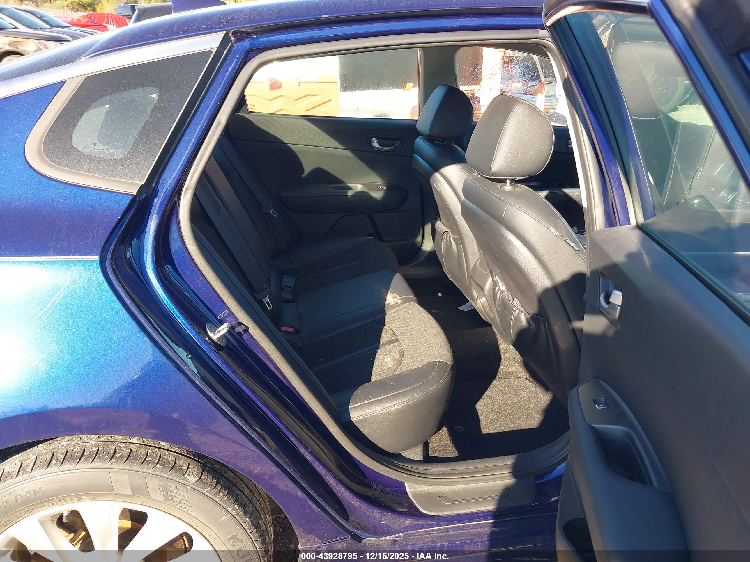 KIA OPTIMA image 8