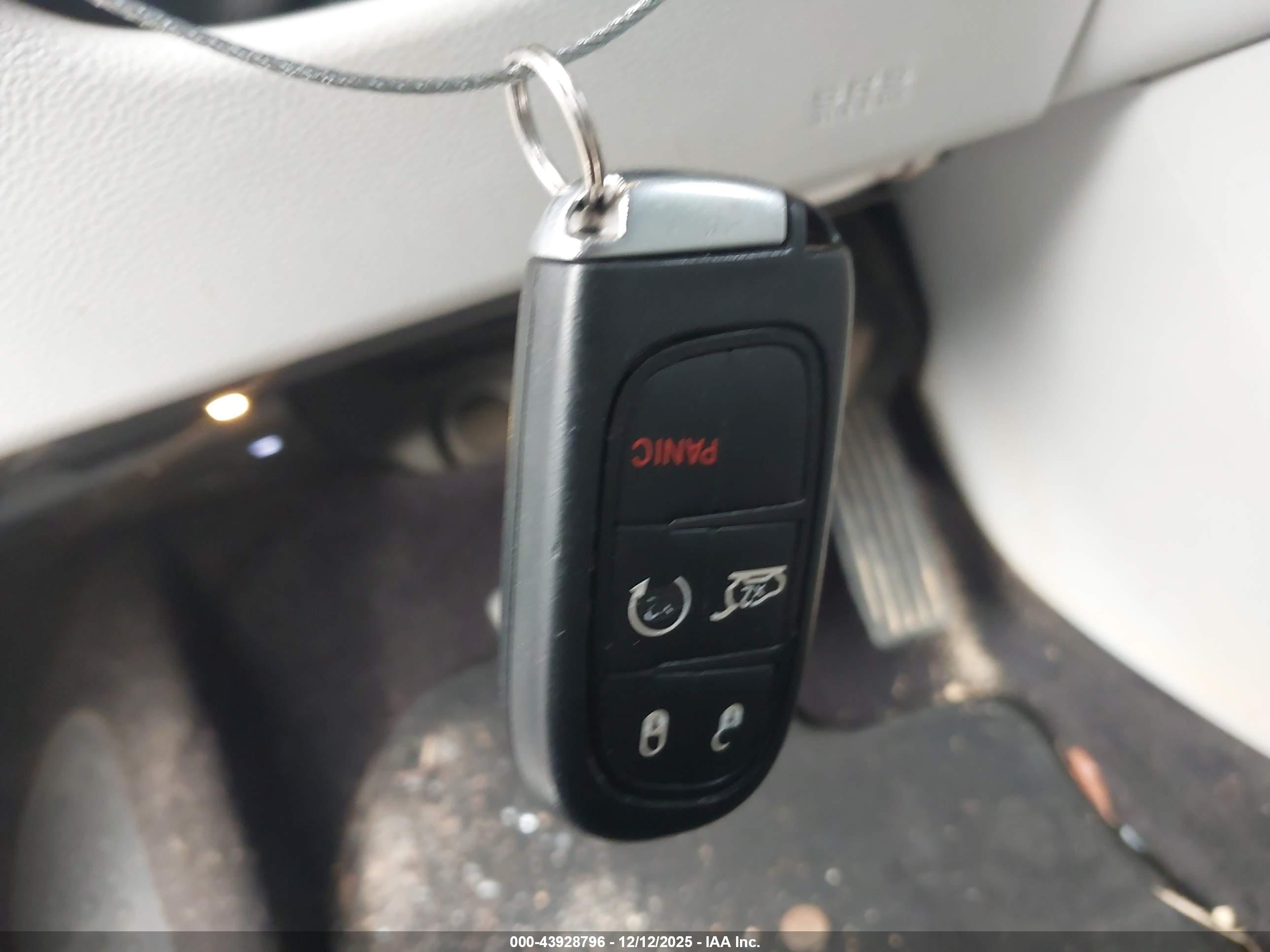 JEEP CHEROKEE image 11