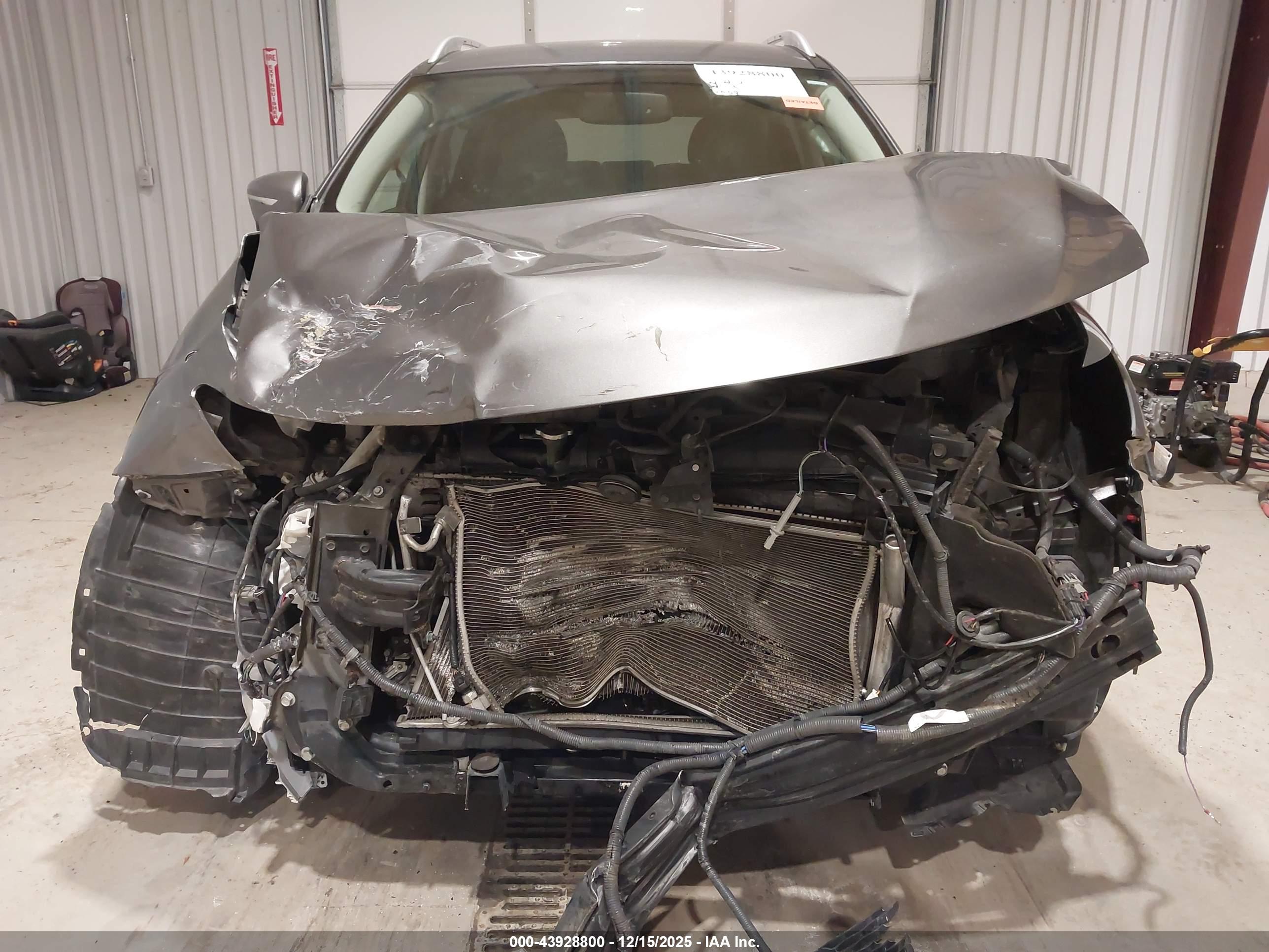 NISSAN ROGUE image 6