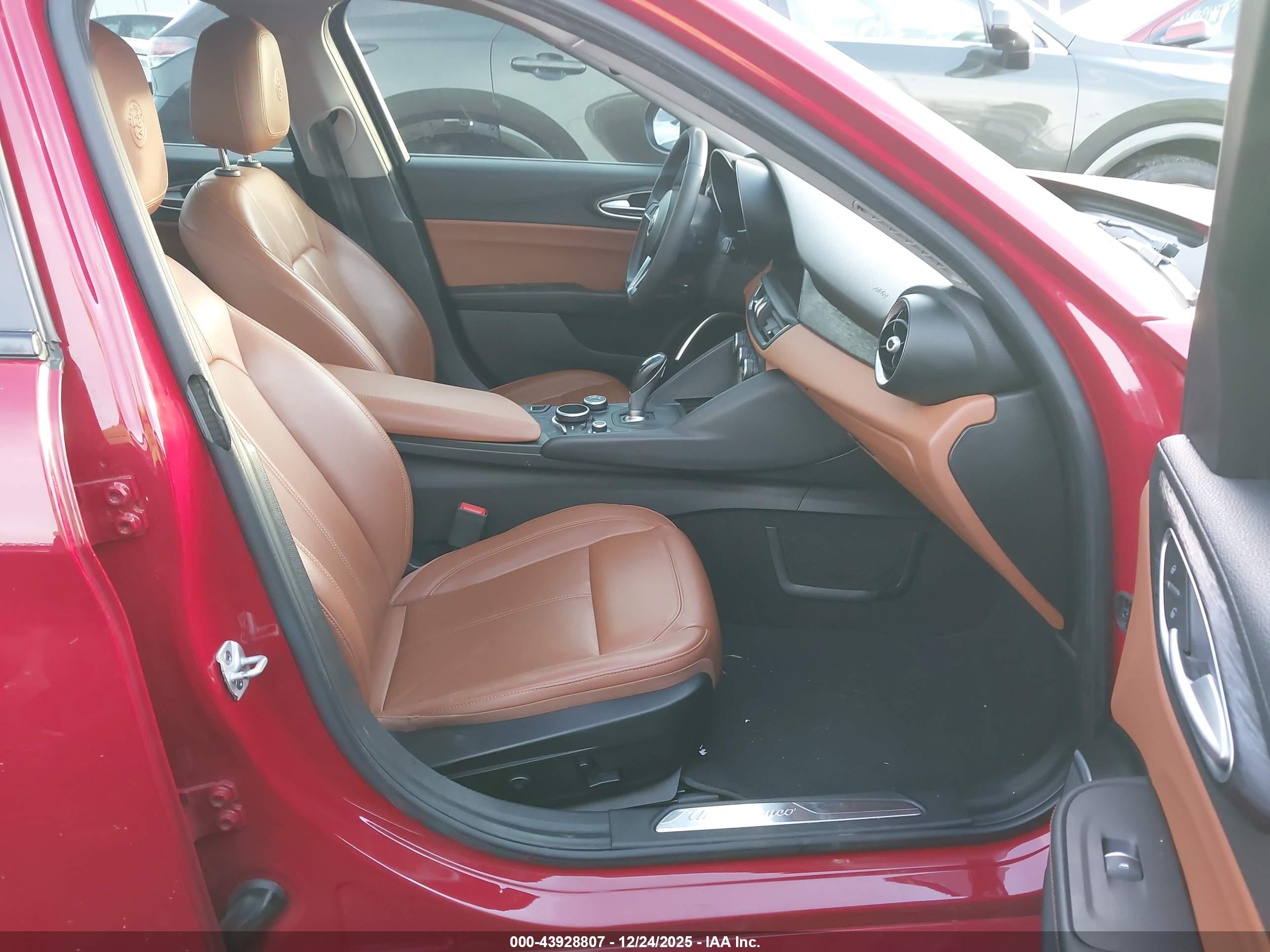 ALFA ROMEO image 5