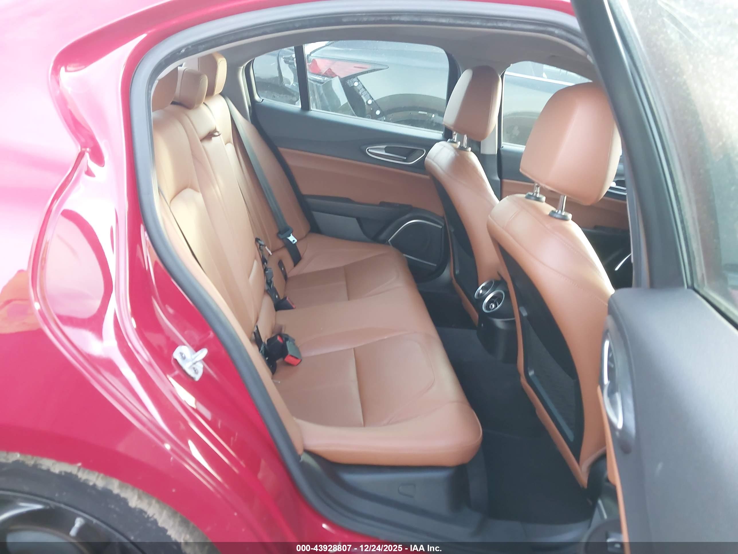 ALFA ROMEO image 8