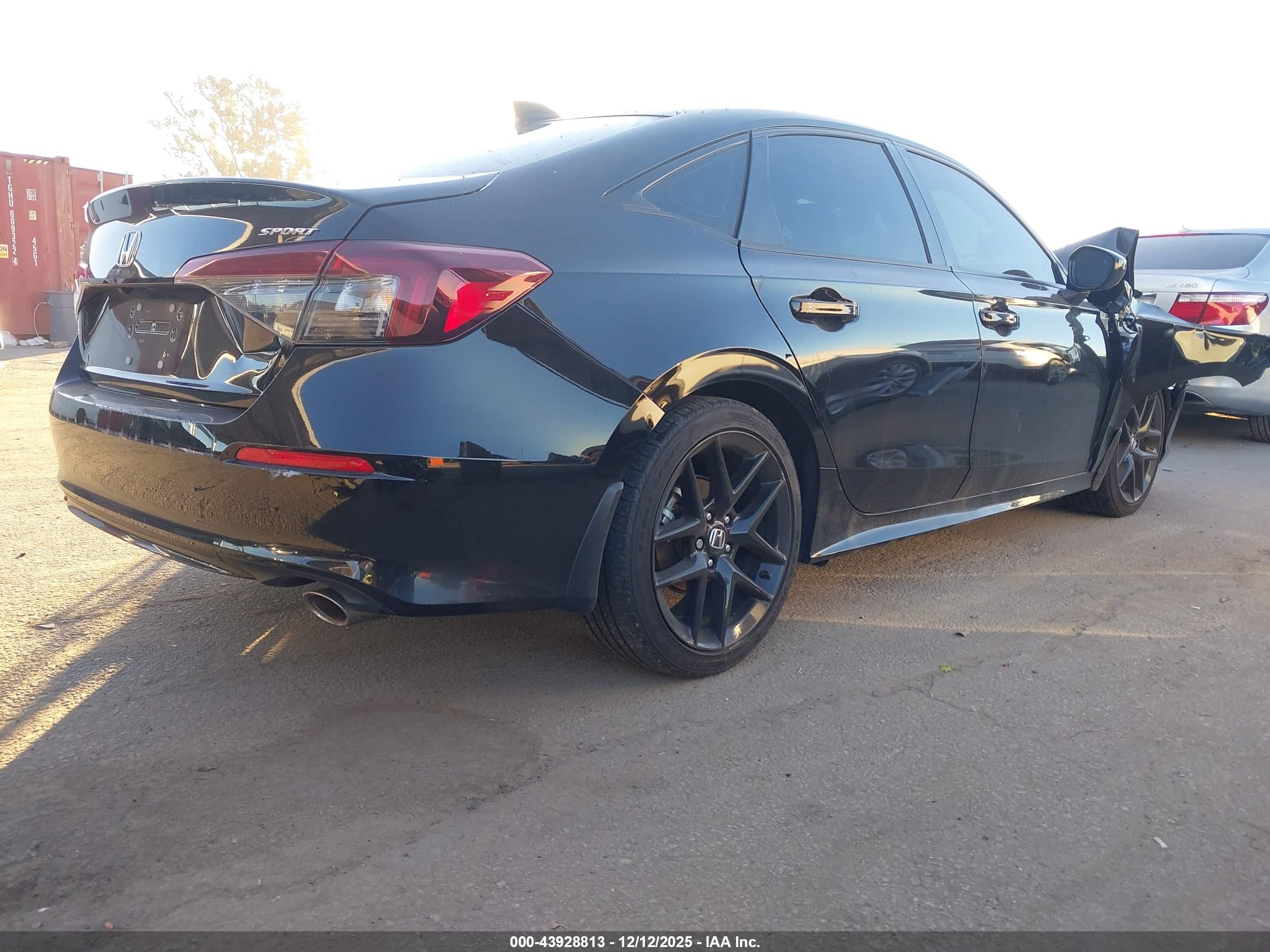 HONDA CIVIC image 4