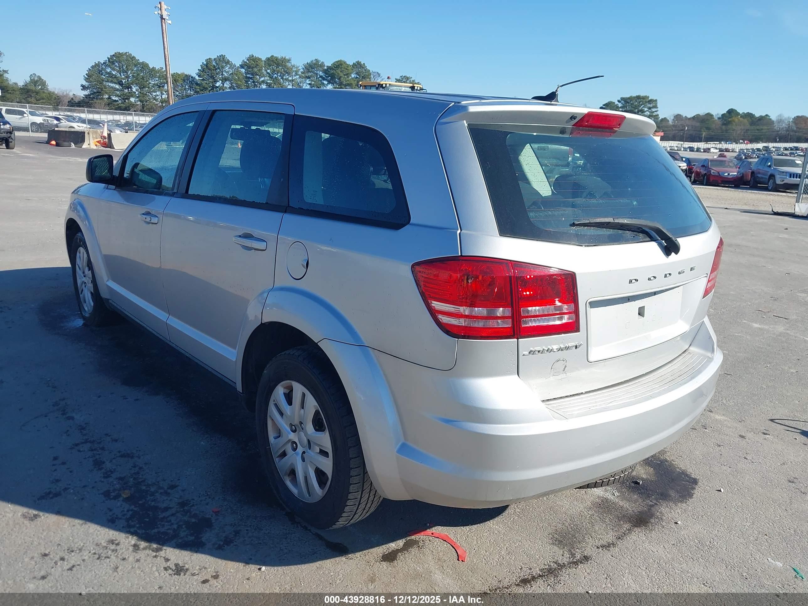 DODGE JOURNEY image 3