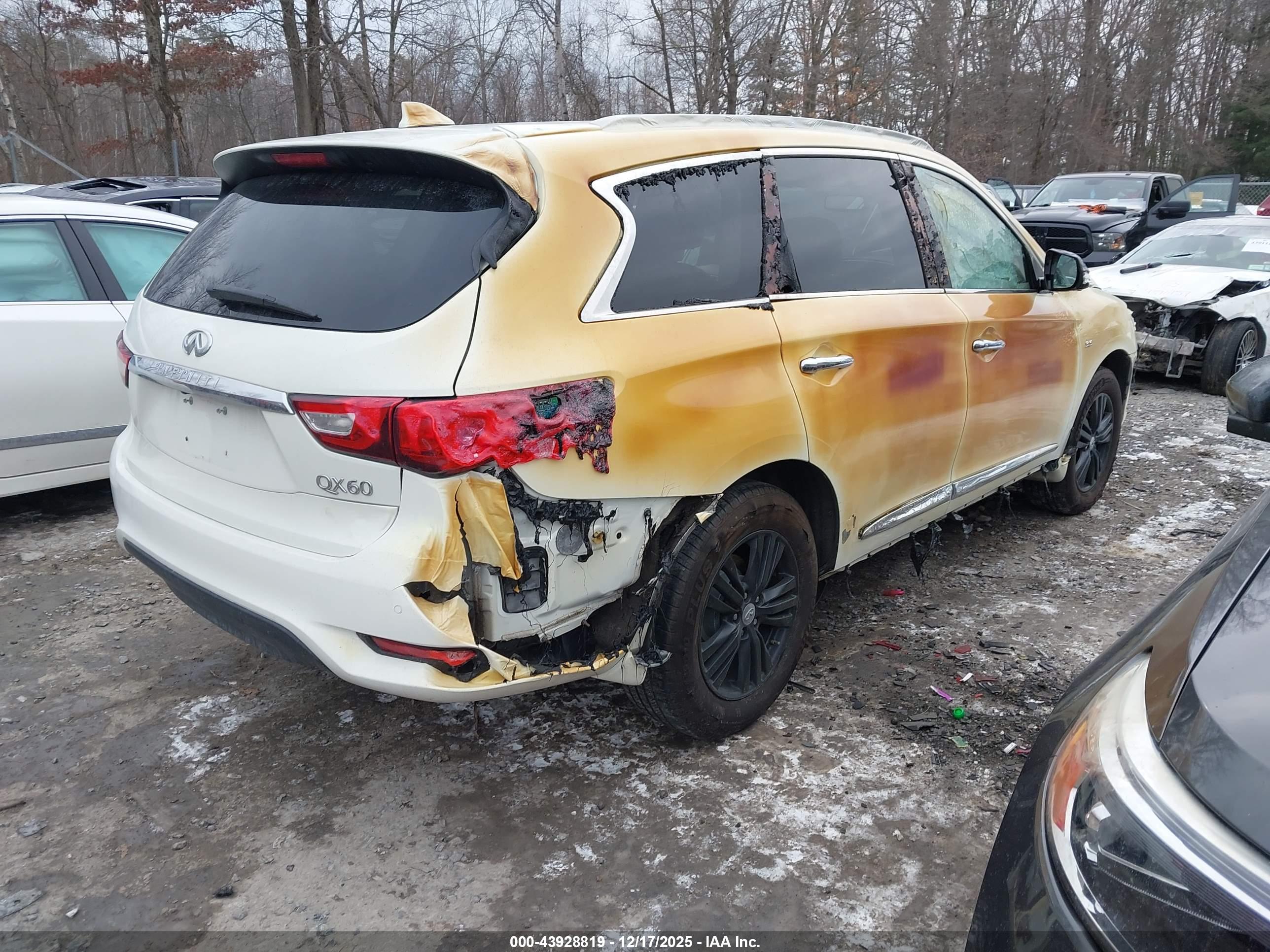 INFINITI QX60 image 4