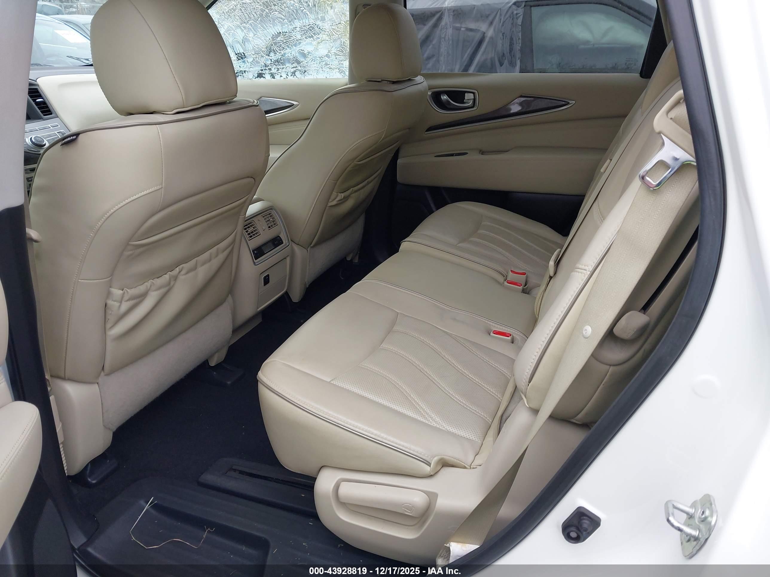 INFINITI QX60 image 8