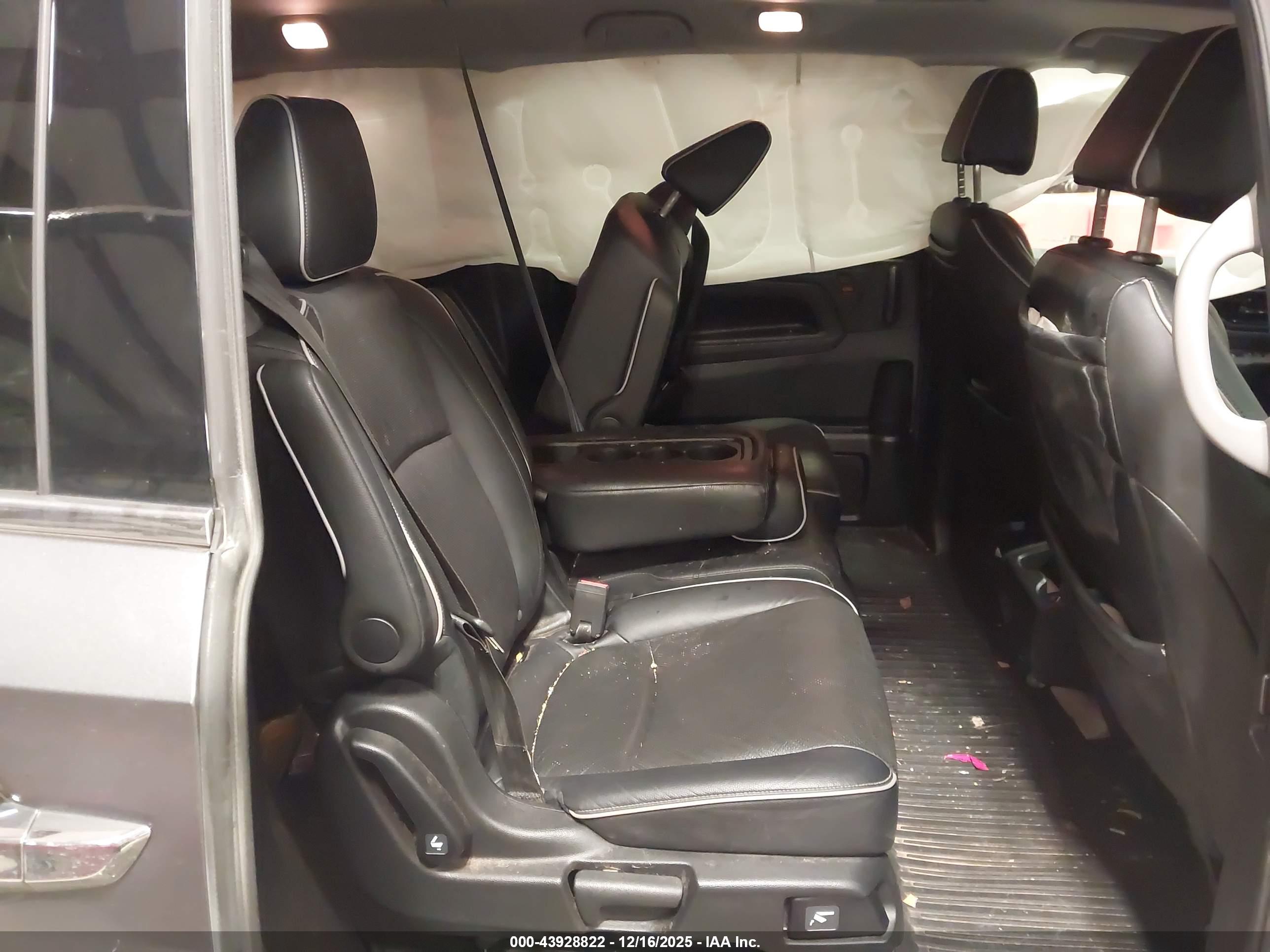 HONDA ODYSSEY image 8